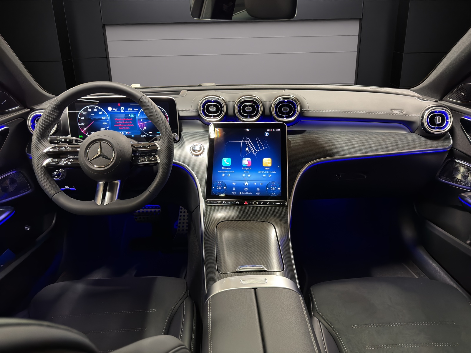 MERCEDES-BENZ C 220 d T 4 Matic Swiss Star-image-11