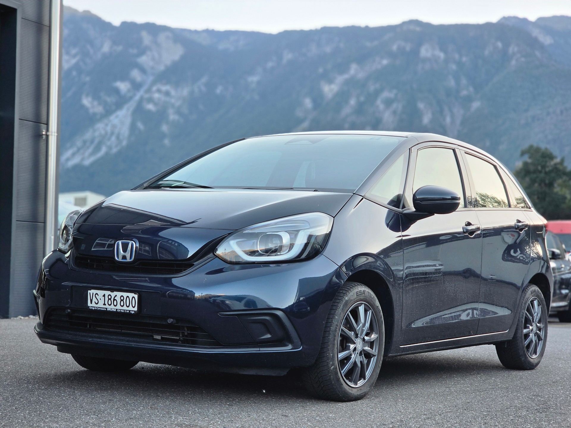 HONDA Jazz 1.5i-MMD Comfort E-CVT-showroom-element-2