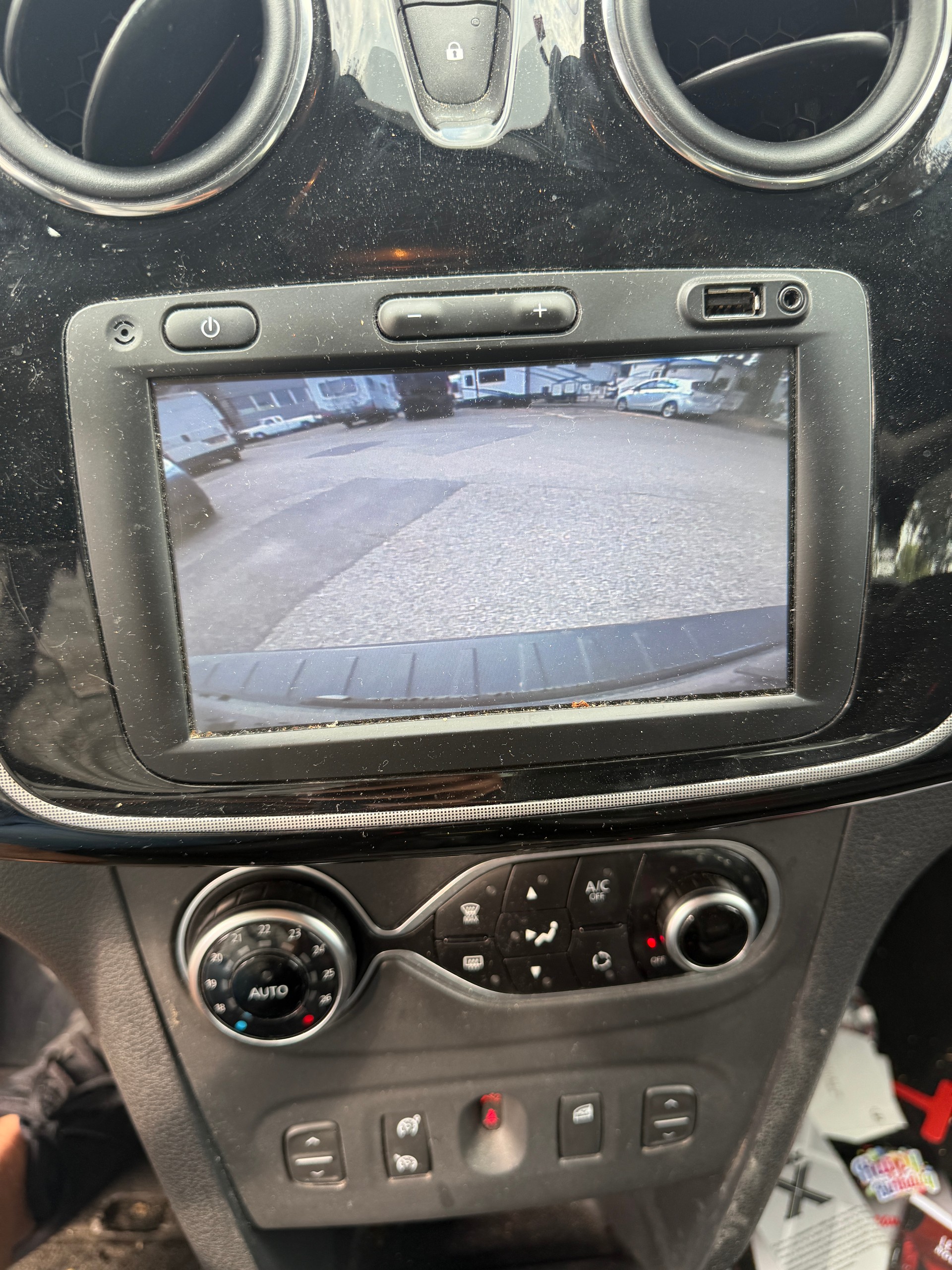 DACIA Logan MCV TCe 90 Stepway-image-12