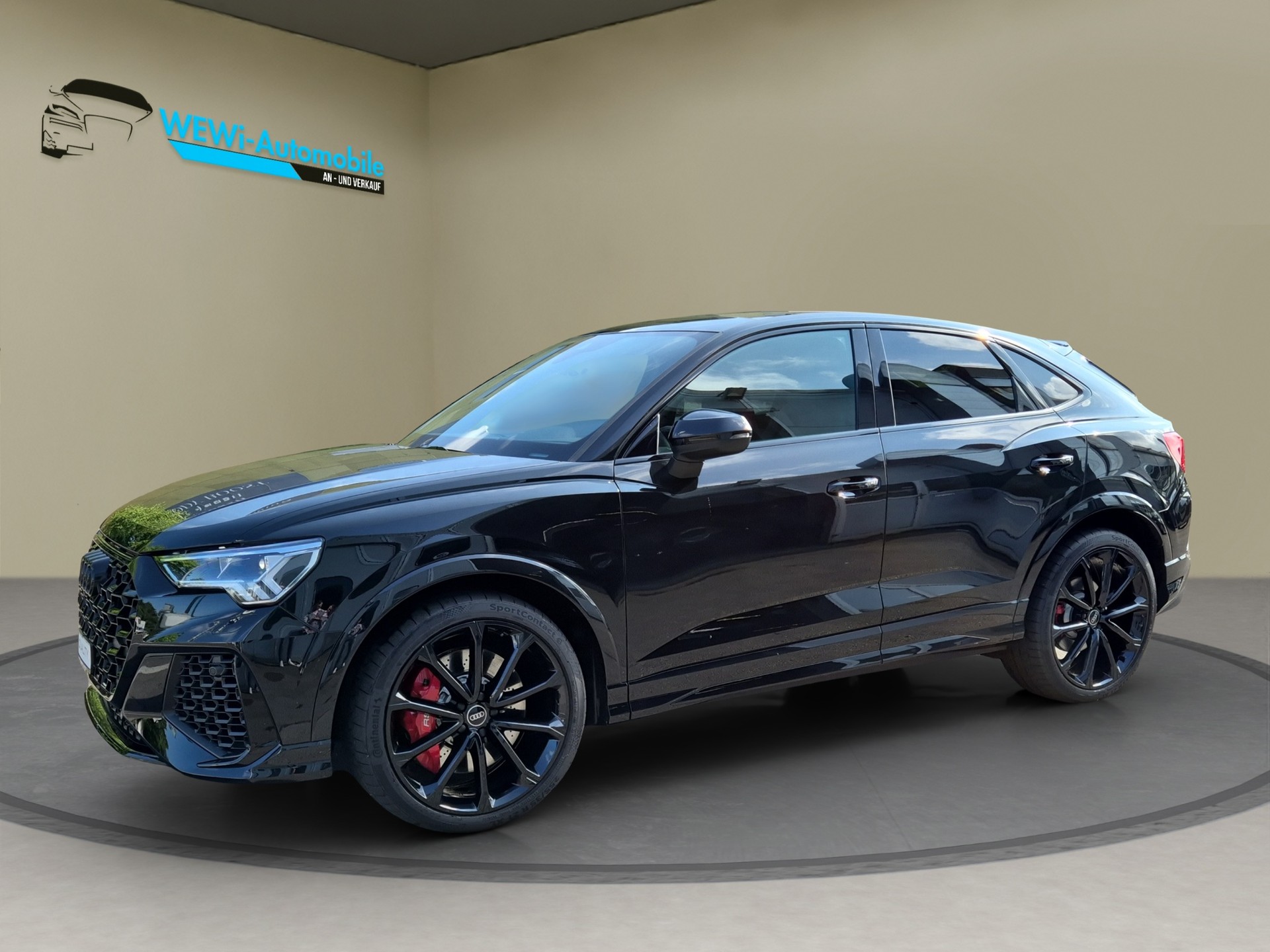AUDI RS Q3 Sportback quattro S tronic-image-6