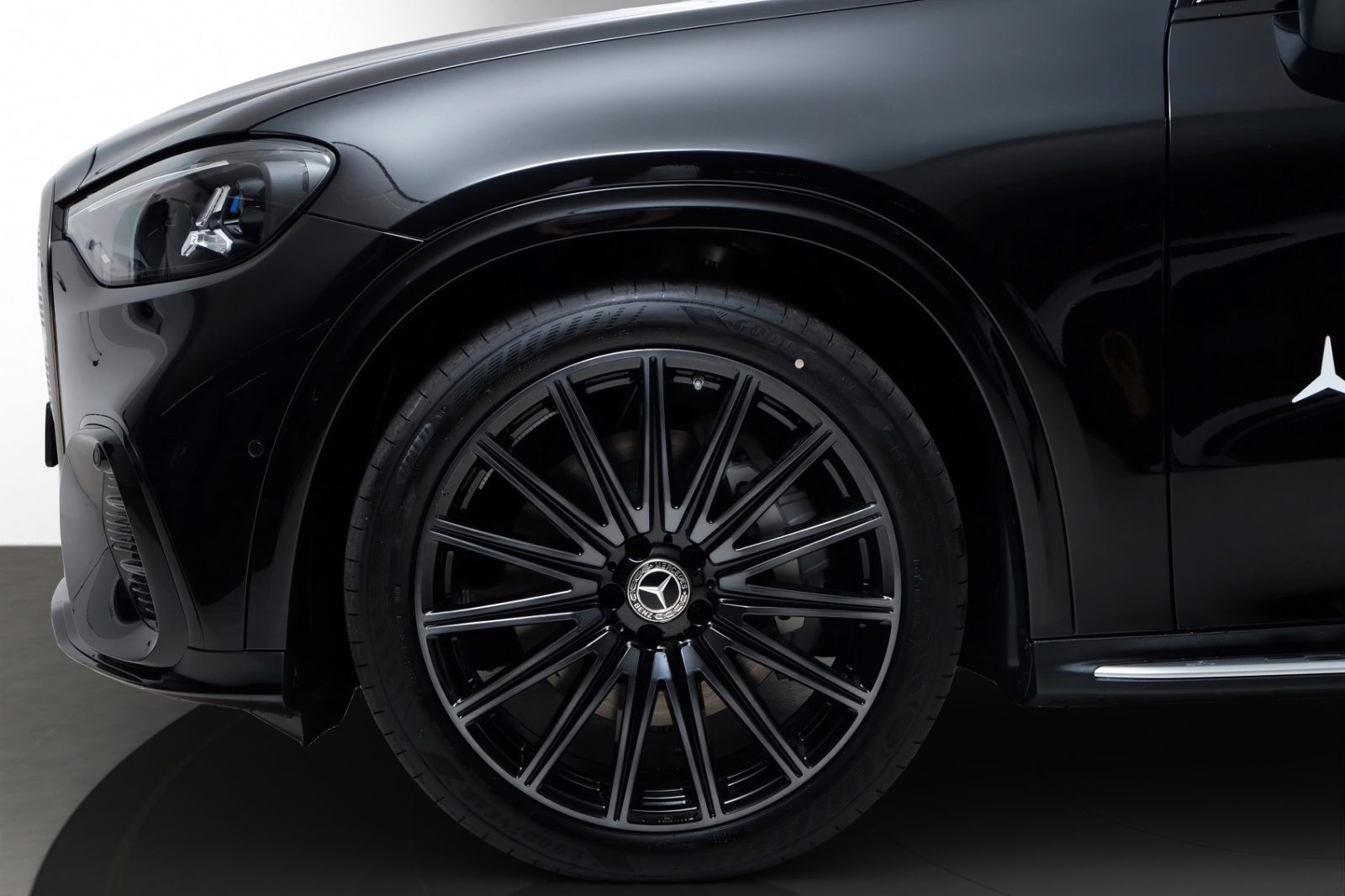 MERCEDES-BENZ GLC 400 4MATIC 94 kWh EQ-image-4