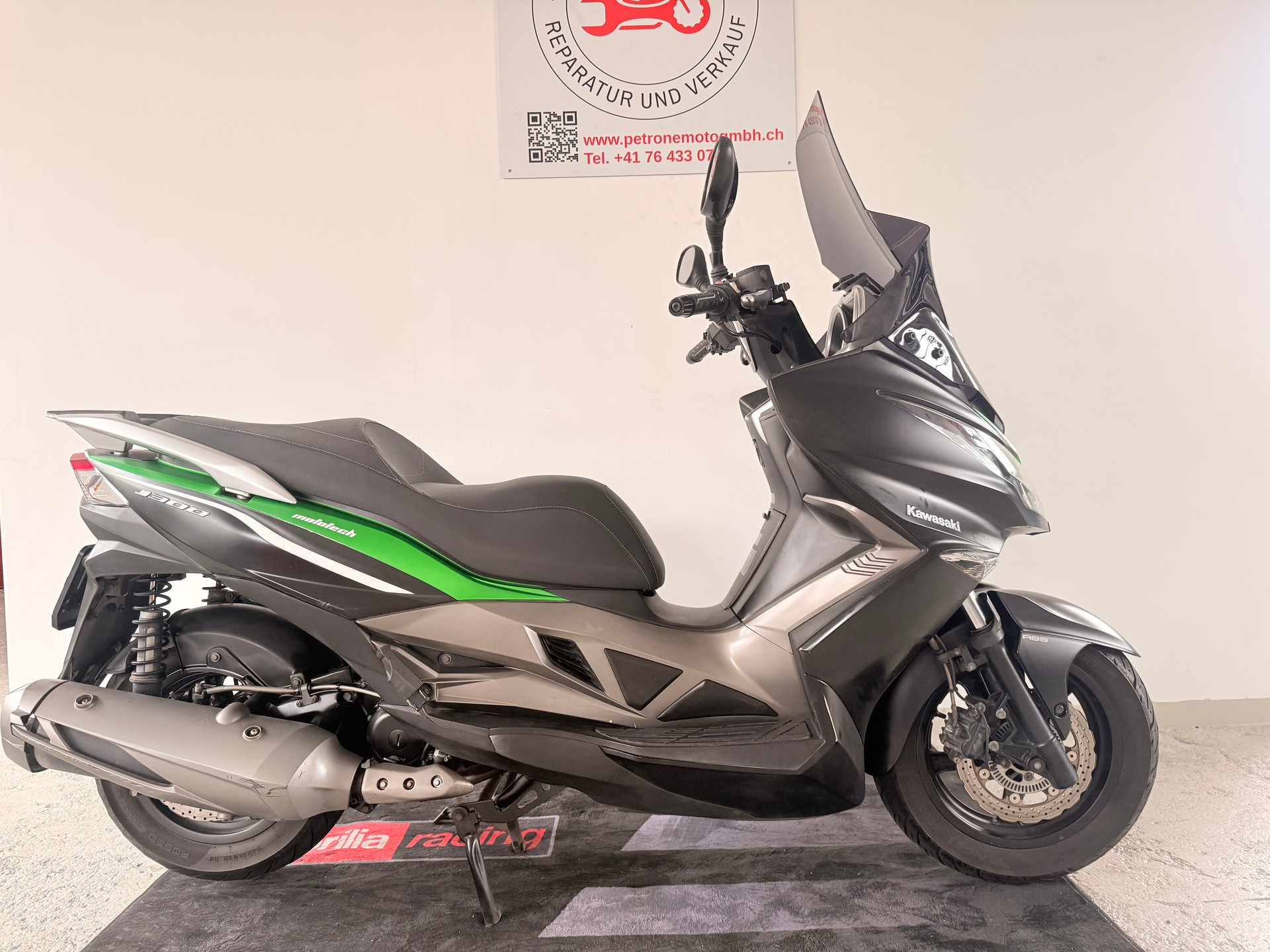 KAWASAKI J 300 ABS-image-0