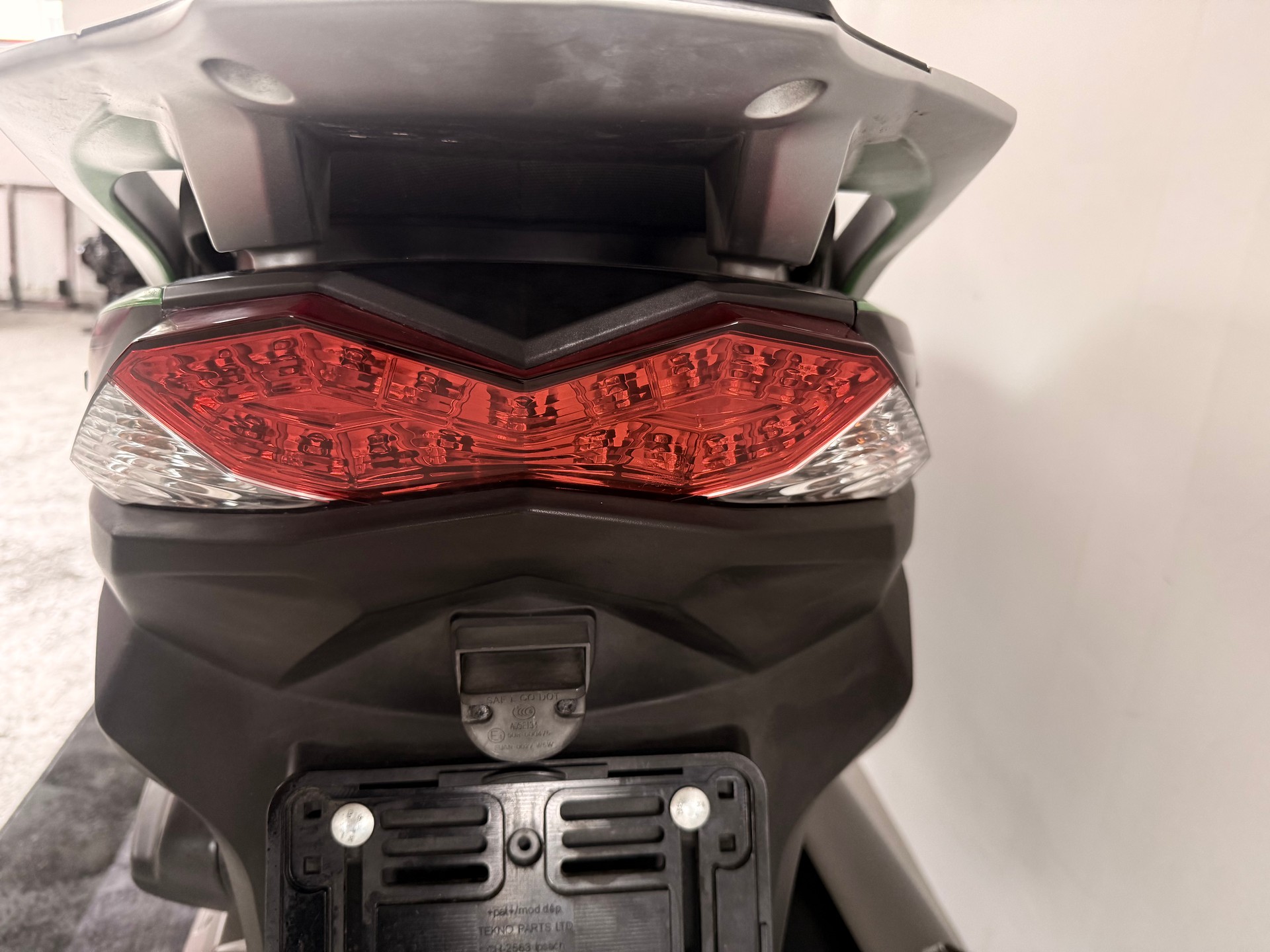 KAWASAKI J 300 ABS-image-6