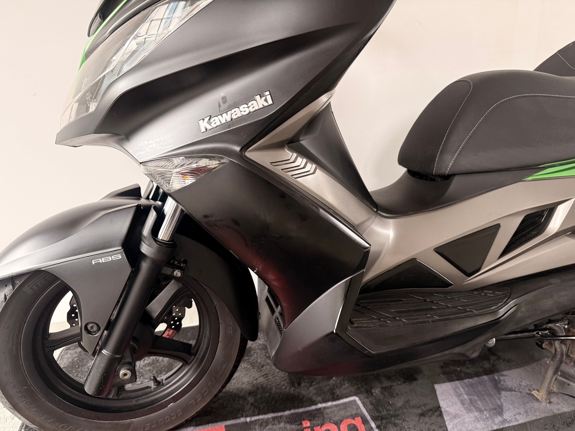 KAWASAKI J 300 ABS-image-5