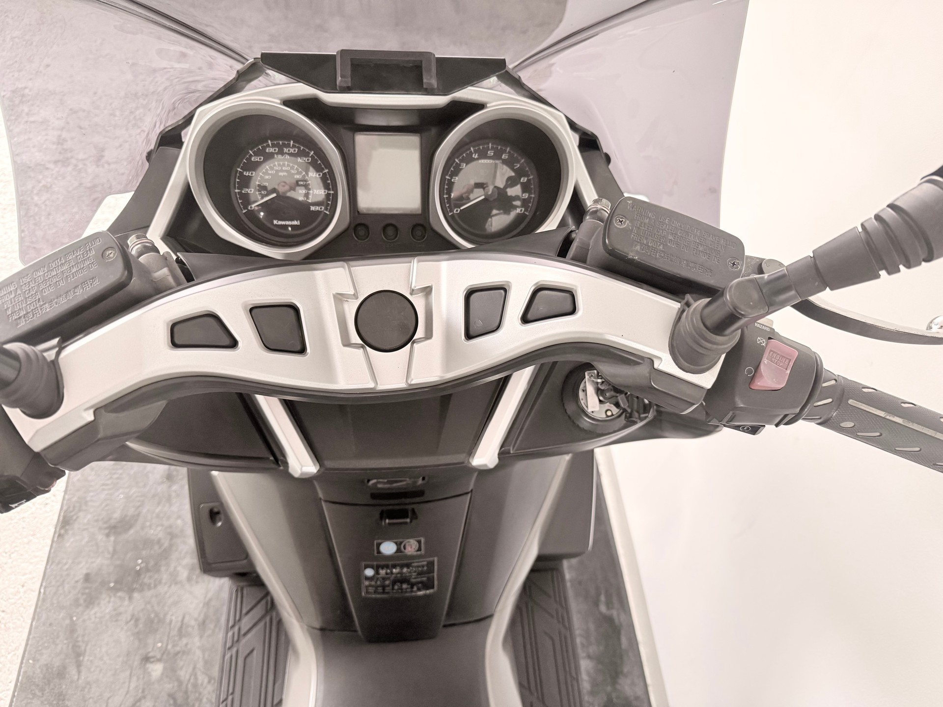 KAWASAKI J 300 ABS-image-4