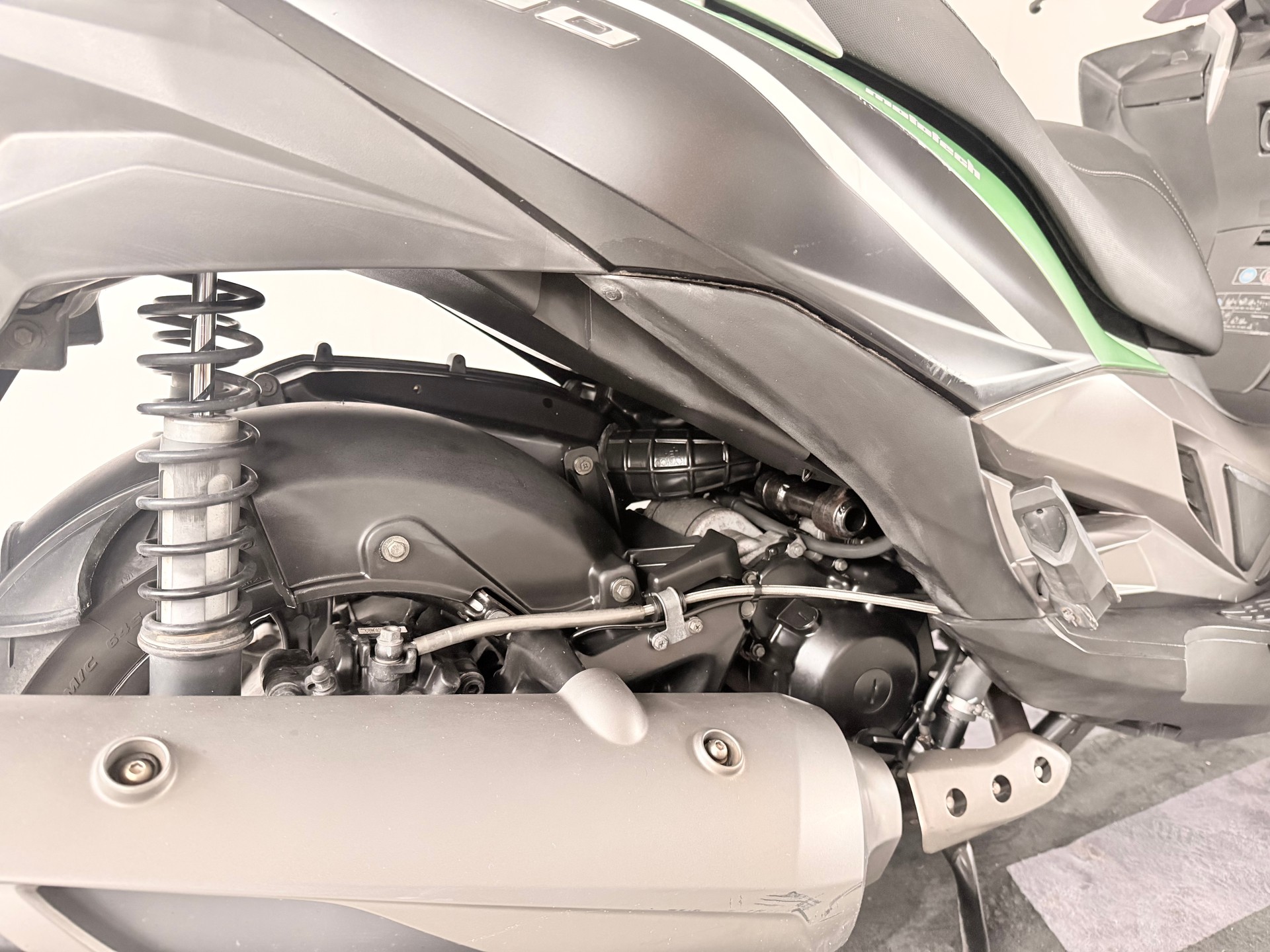 KAWASAKI J 300 ABS-image-3