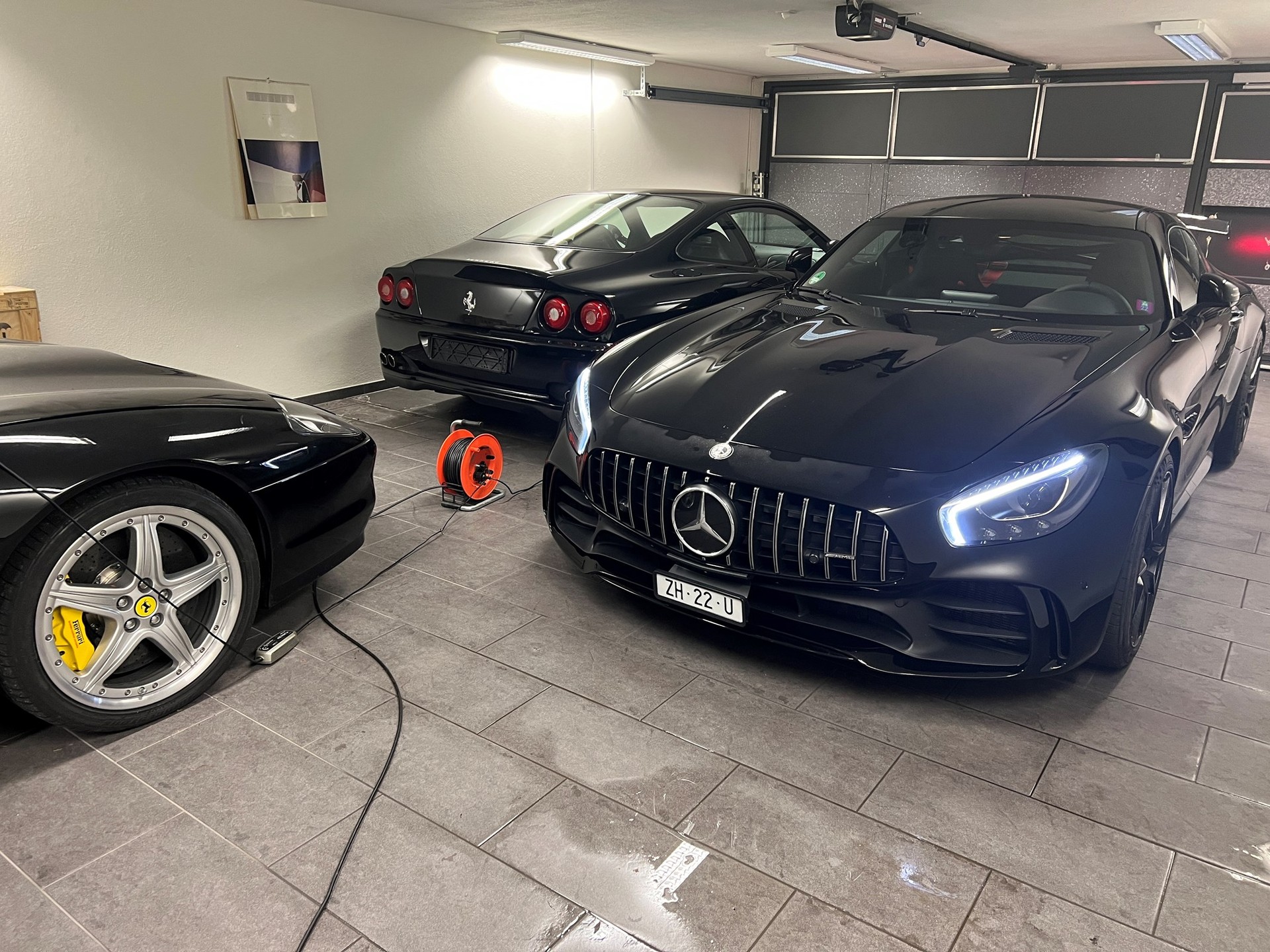 MERCEDES-BENZ AMG GT R AMG Track Package Speedshift DCT-image-4