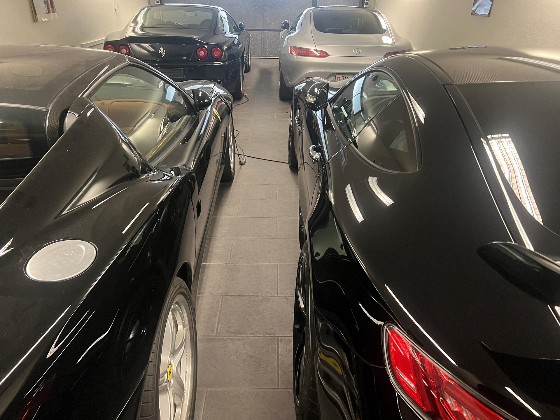 MERCEDES-BENZ AMG GT R AMG Track Package Speedshift DCT-image-8