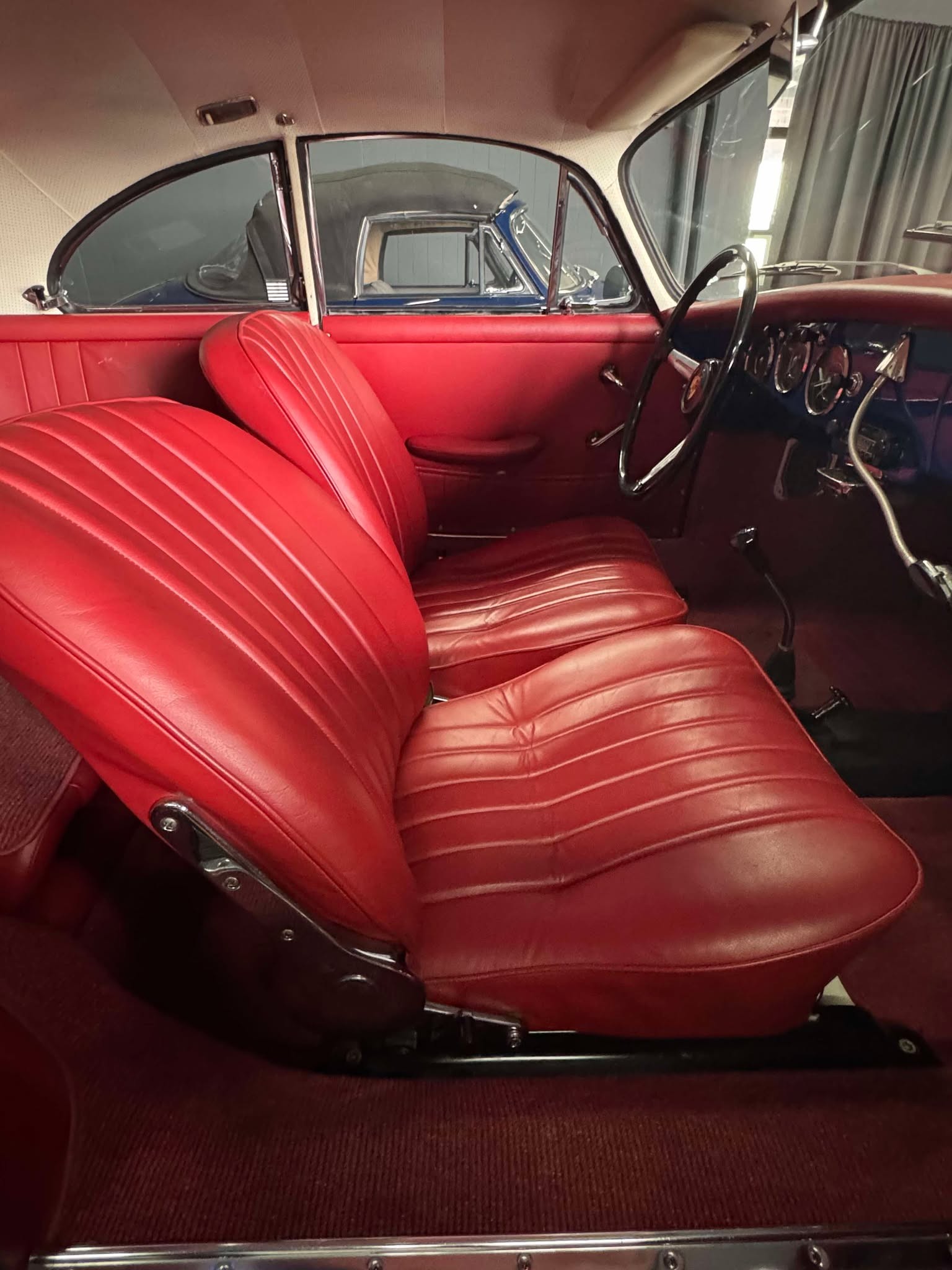 PORSCHE 356 BT5 Coupé-image-6