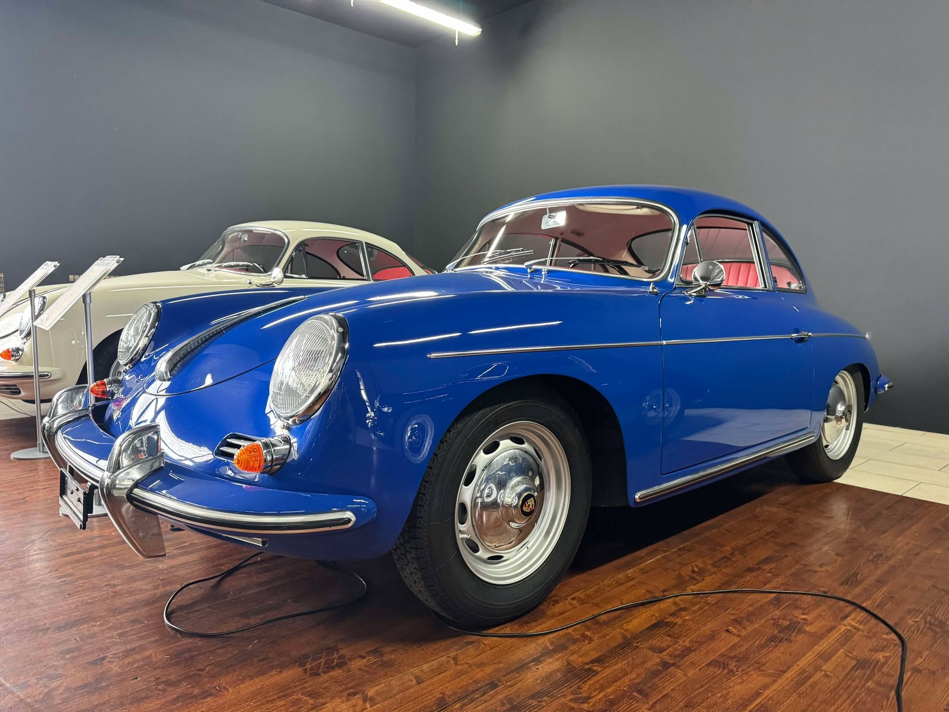 PORSCHE 356 BT5 Coupé-image-1