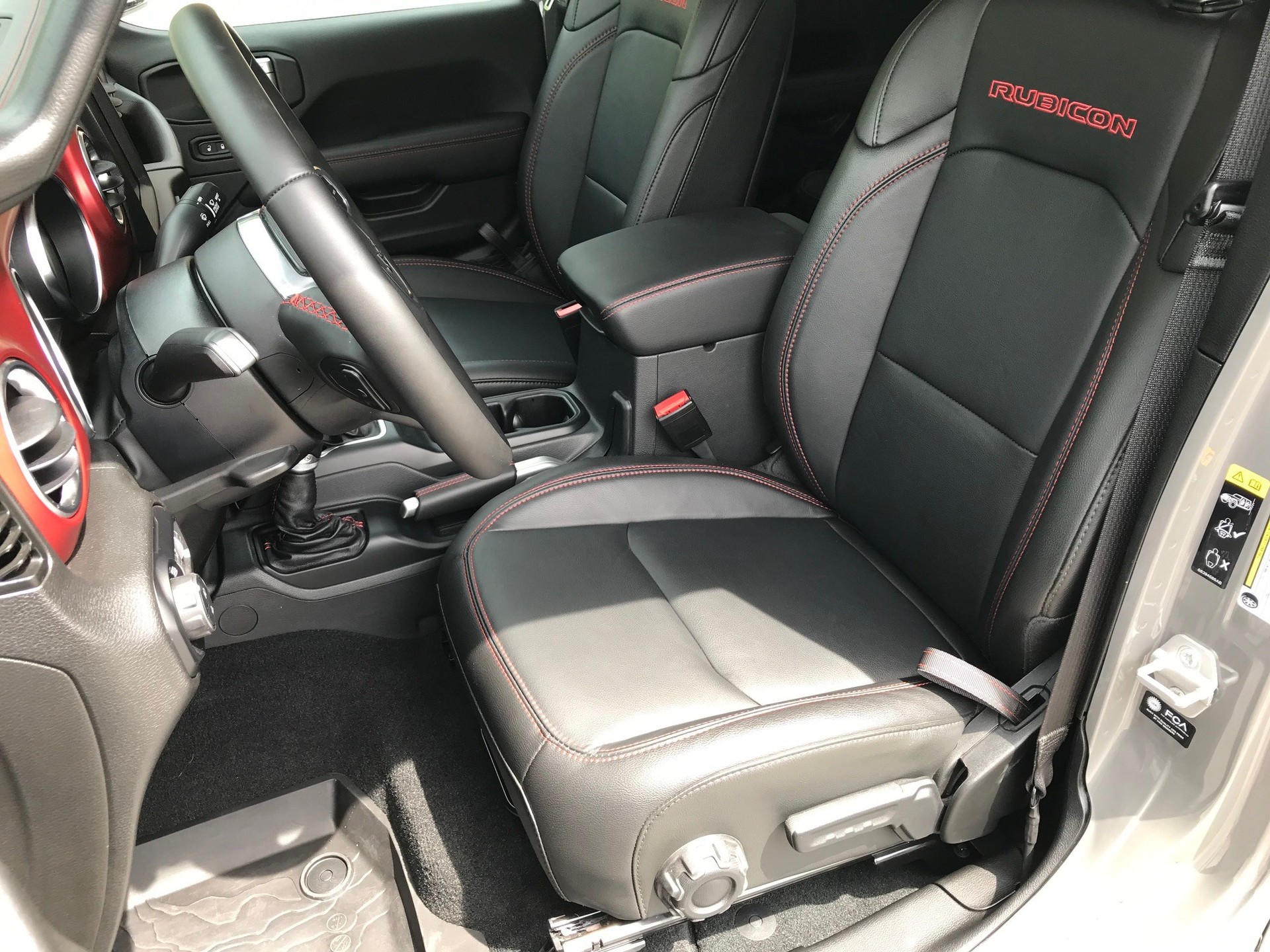 JEEP GLADIATOR 3.6L V6 Rubicon 4x4-image-11