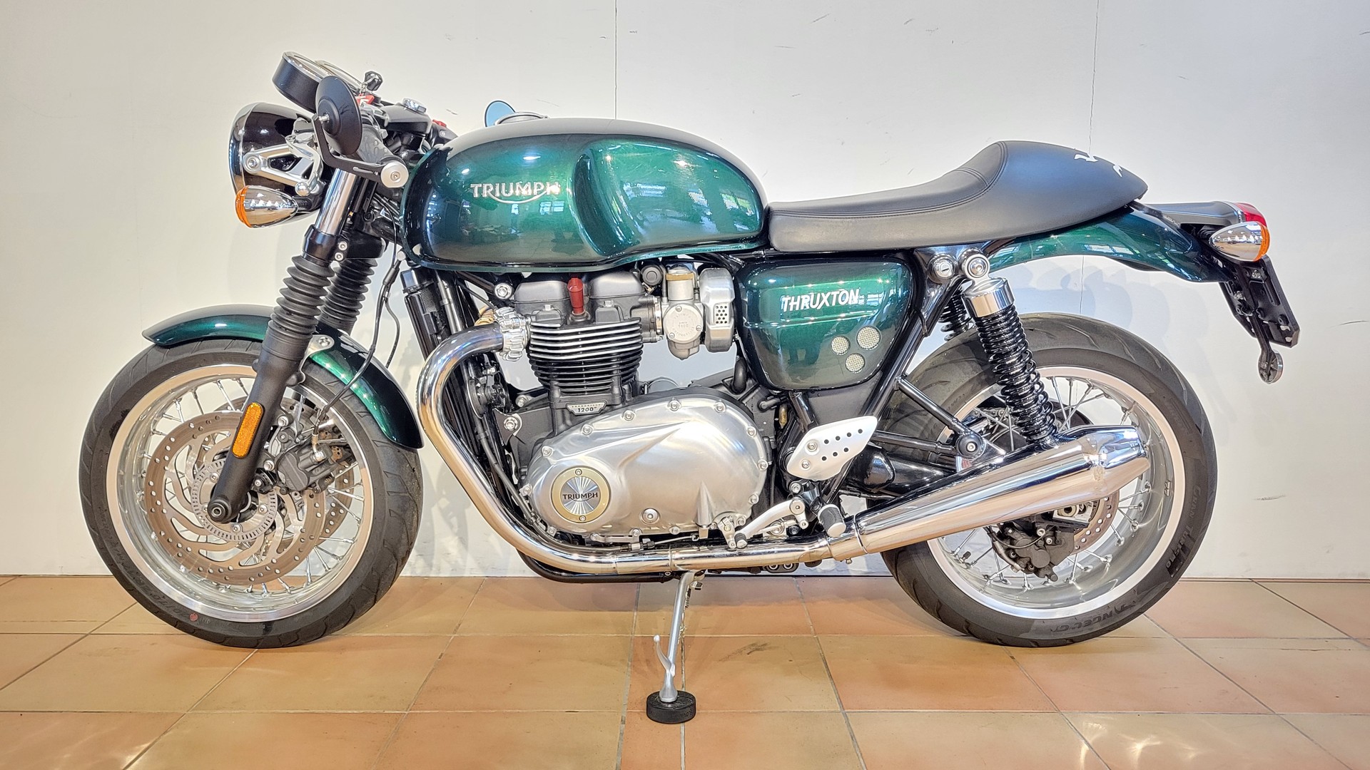 TRIUMPH Thruxton 1200 i ABS-image-1