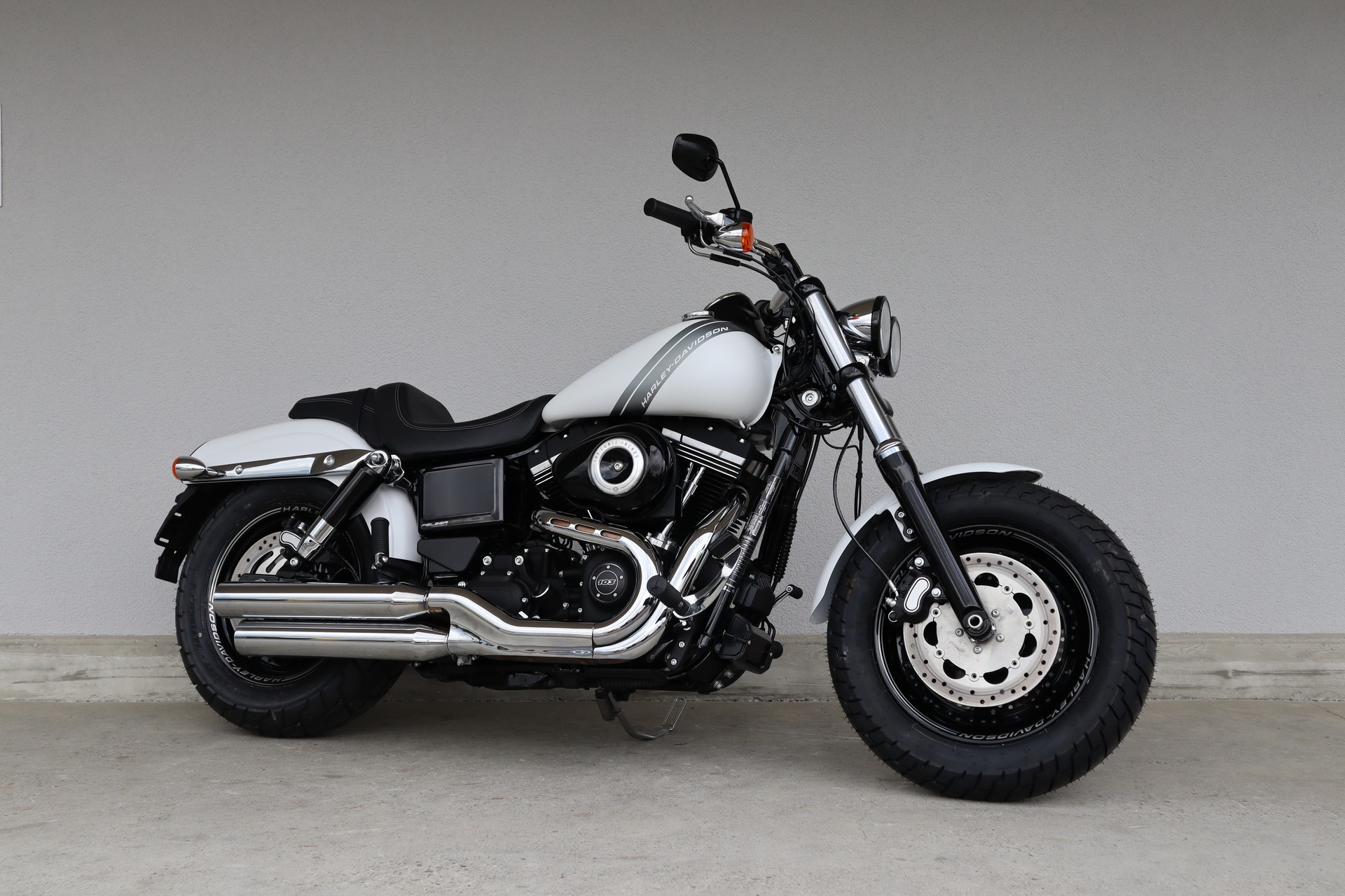 HARLEY-DAVIDSON FXDF Dyna Fat Bob 103 ABS-image-1