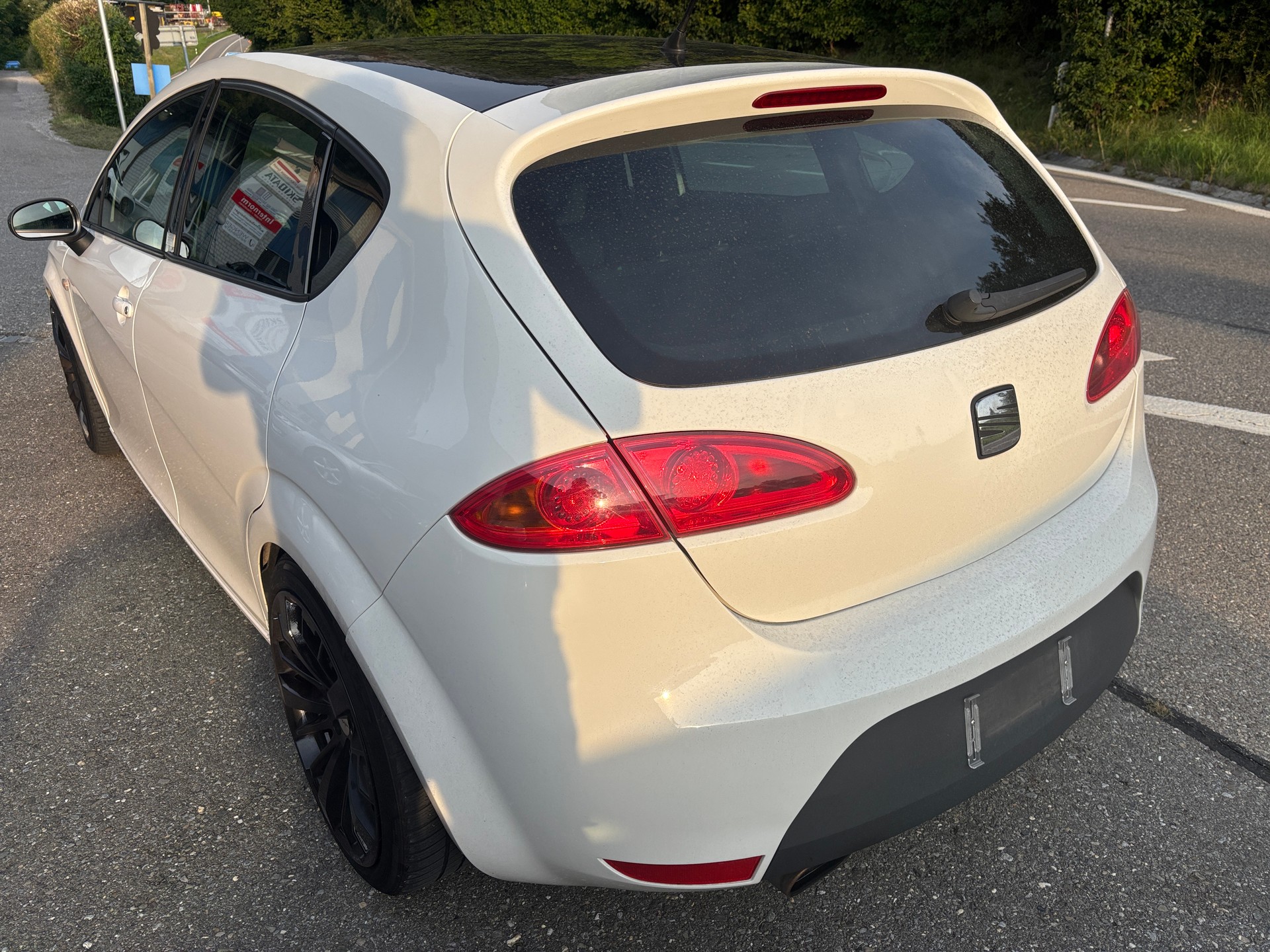 SEAT Leon 2.0 TSI Cupra-image-6