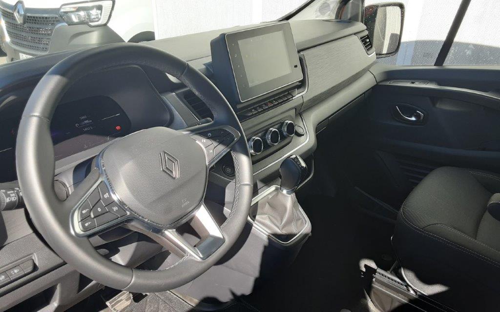 RENAULT TRAFIC Spaceclass 2.0 dCi Blue-image-5