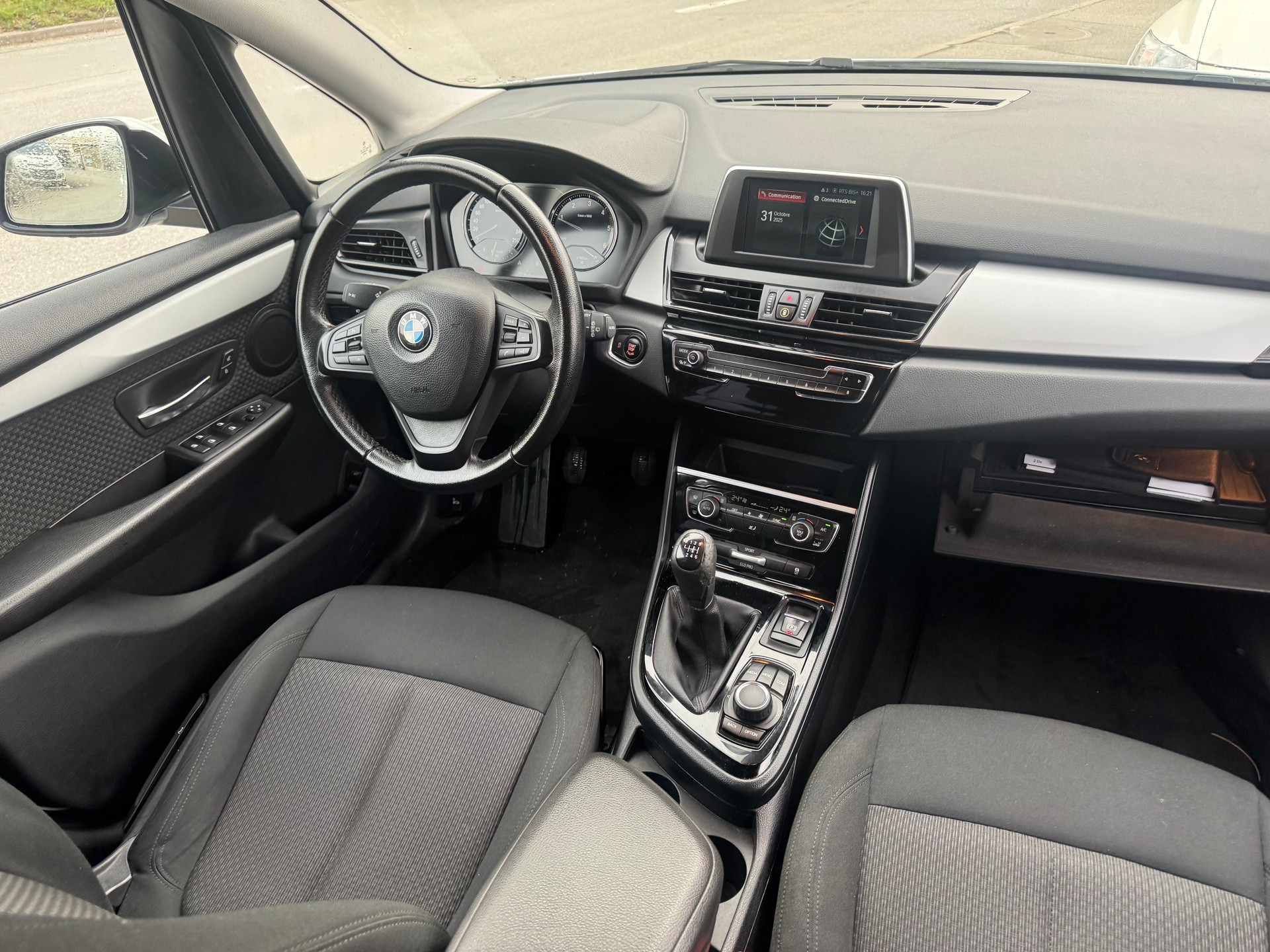 BMW 216d Active Tourer Sport Line-image-7