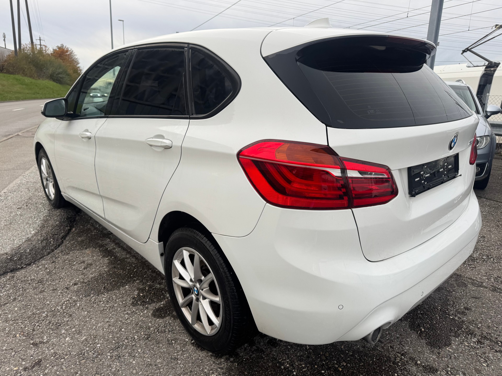BMW 216d Active Tourer Sport Line-image-5