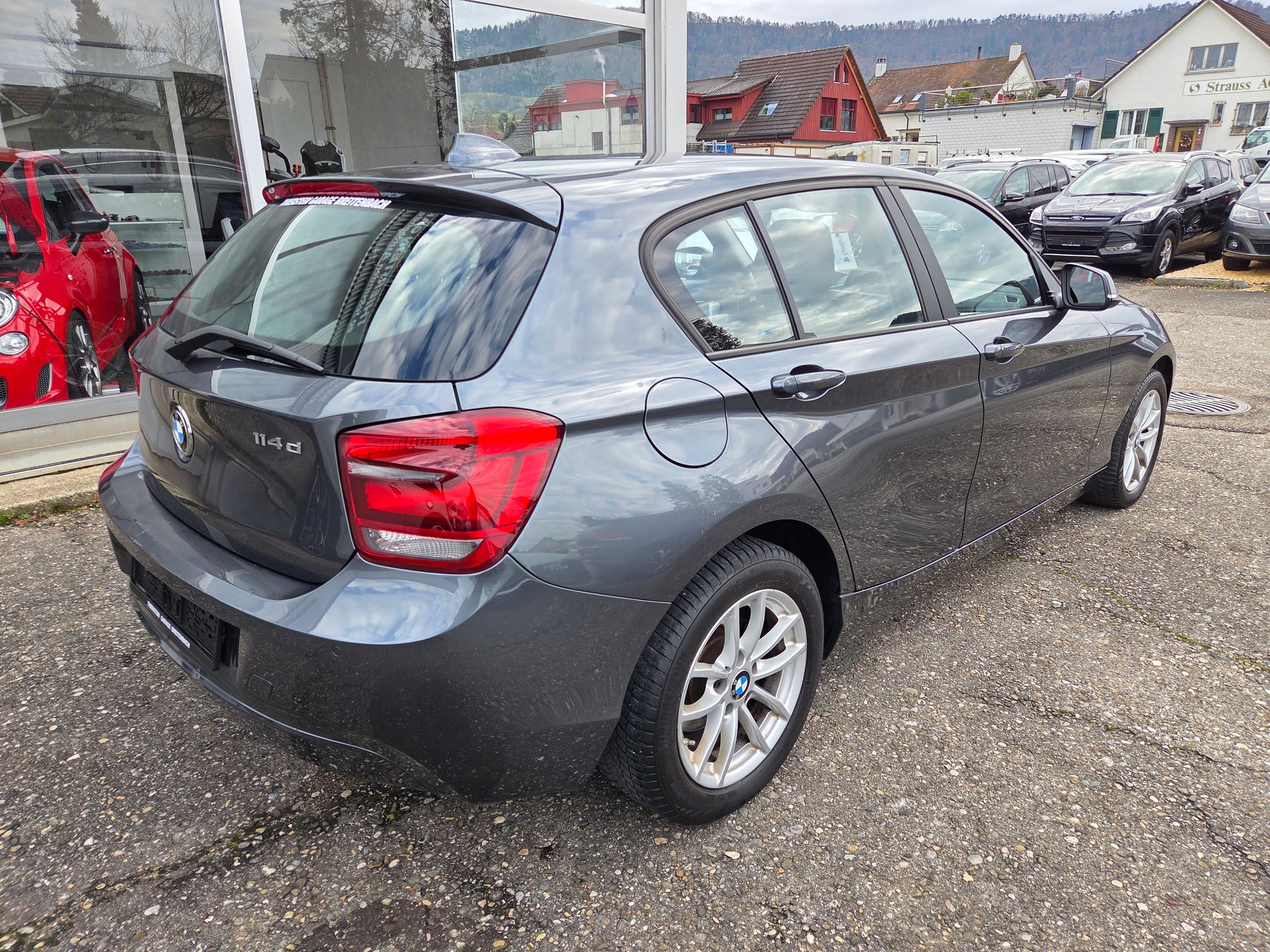 BMW 114d Business-image-5