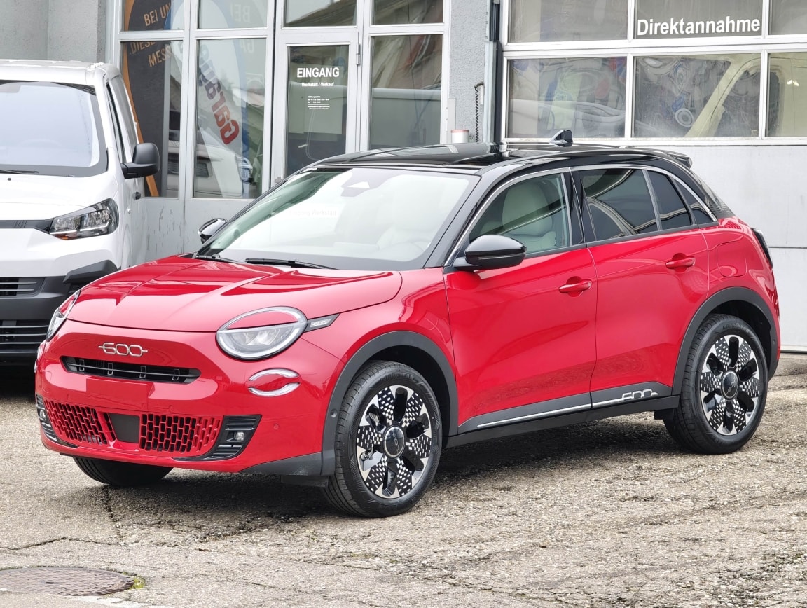 FIAT 600 1.2 Hybrid 145 La Prima Bicolore-image-1