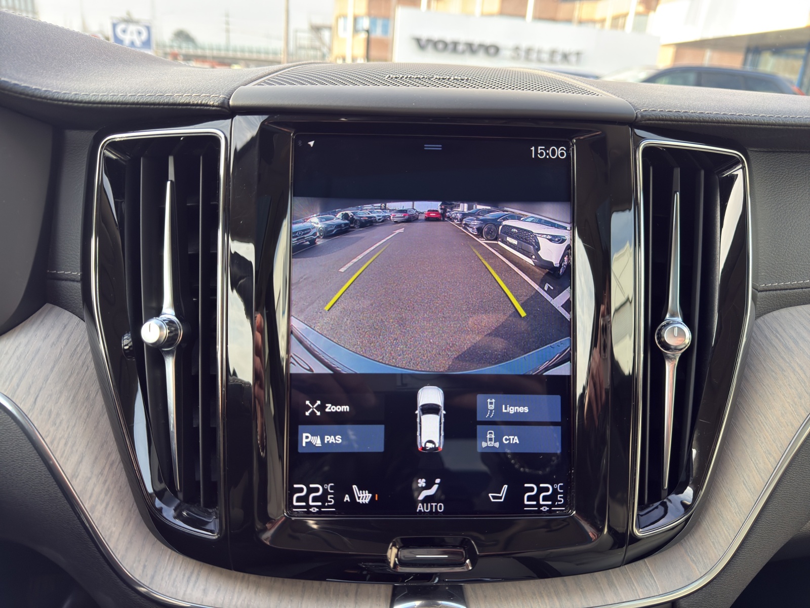 VOLVO XC60 T8 eAWD Inscription Geartronic-image-17