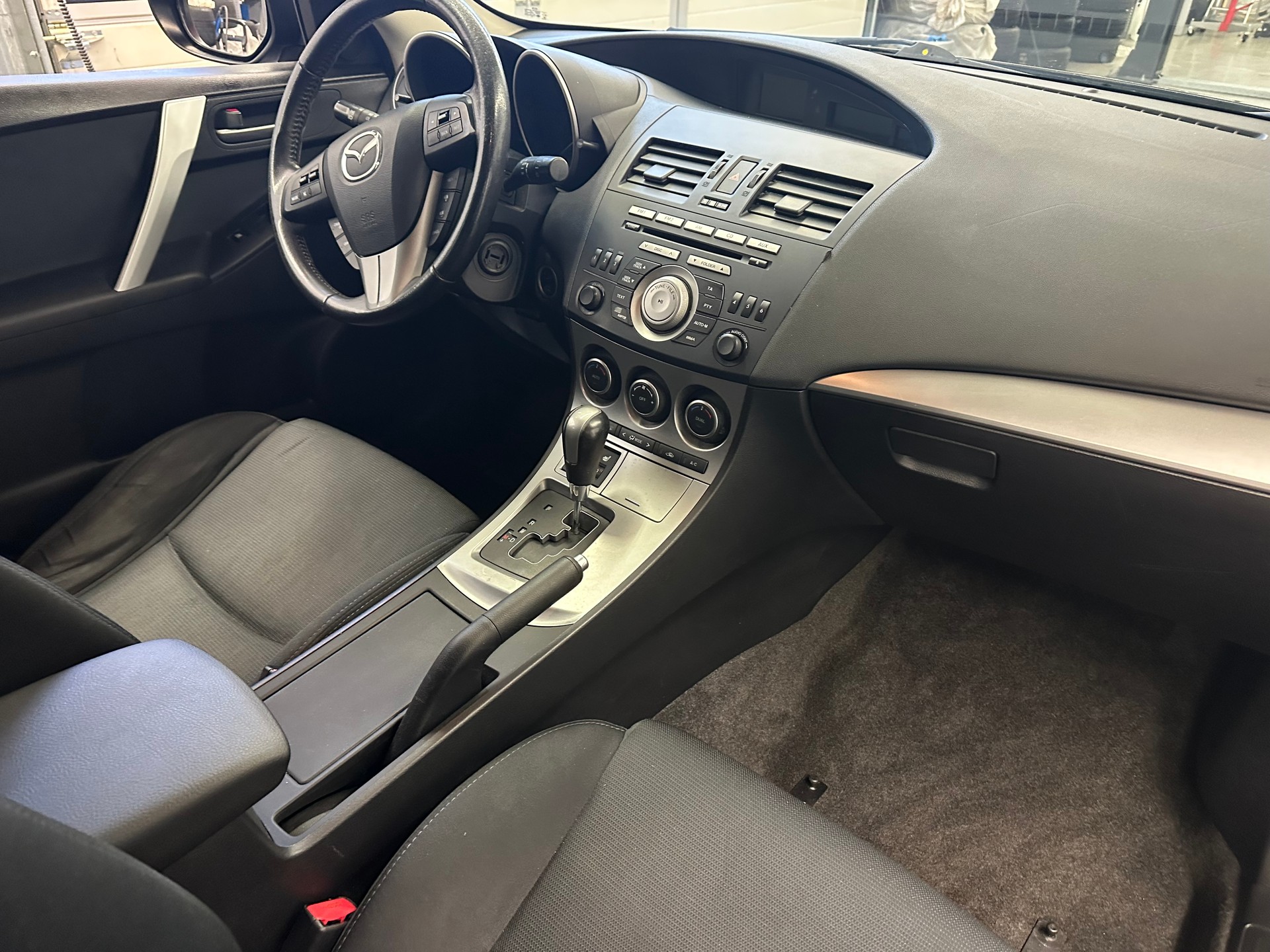 MAZDA 3 2.0 16V Exclusive Activematic-image-12