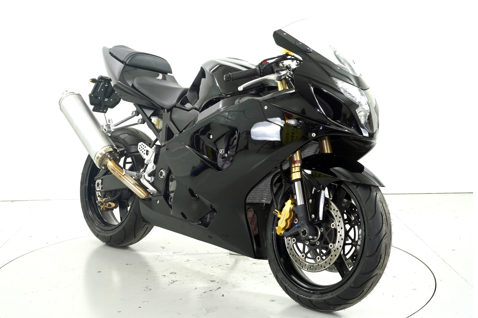 SUZUKI GSX-R 750-image-1