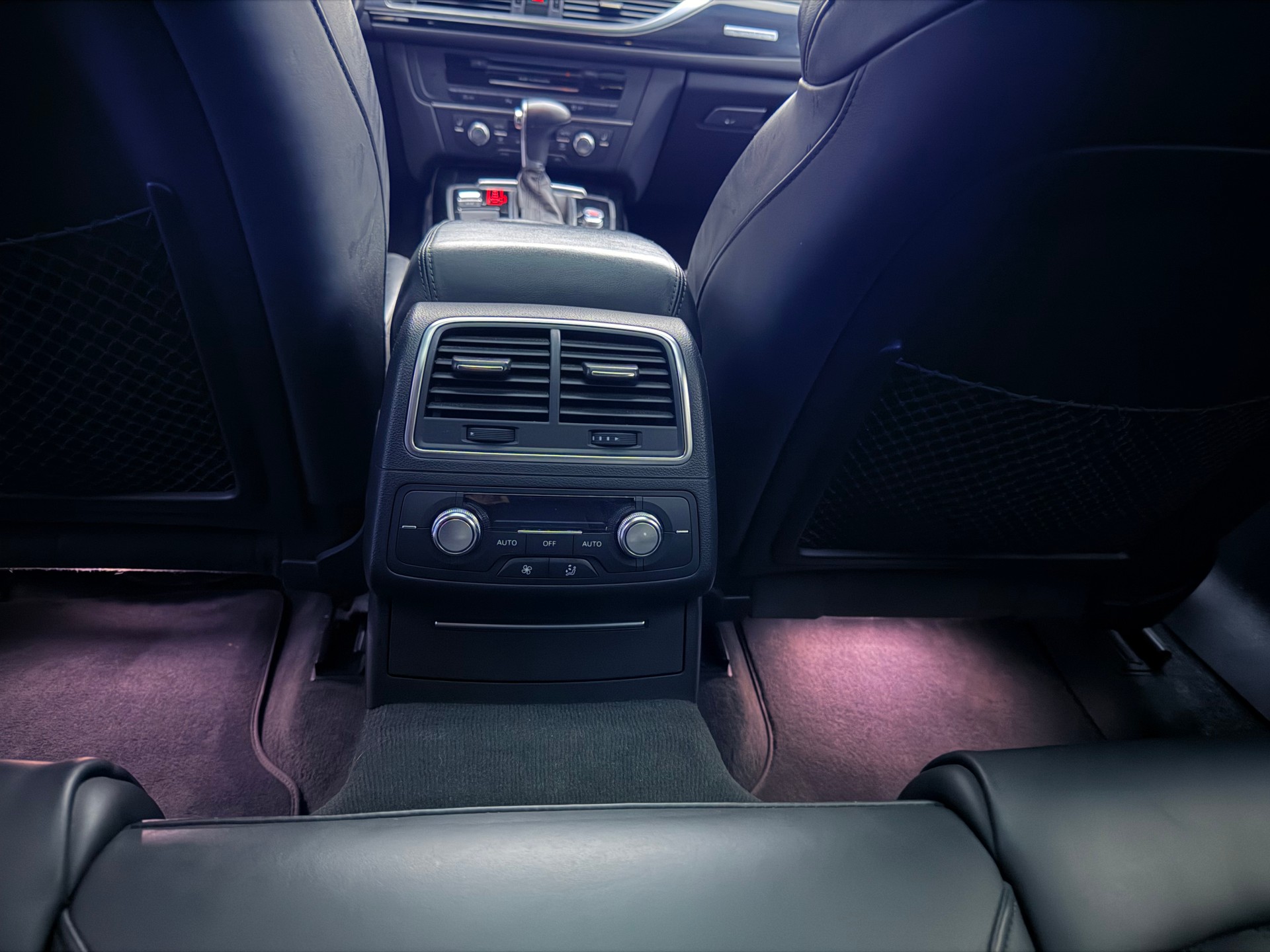 AUDI A6 Avant 3.0 TDI V6 quattro S-tronic-image-13