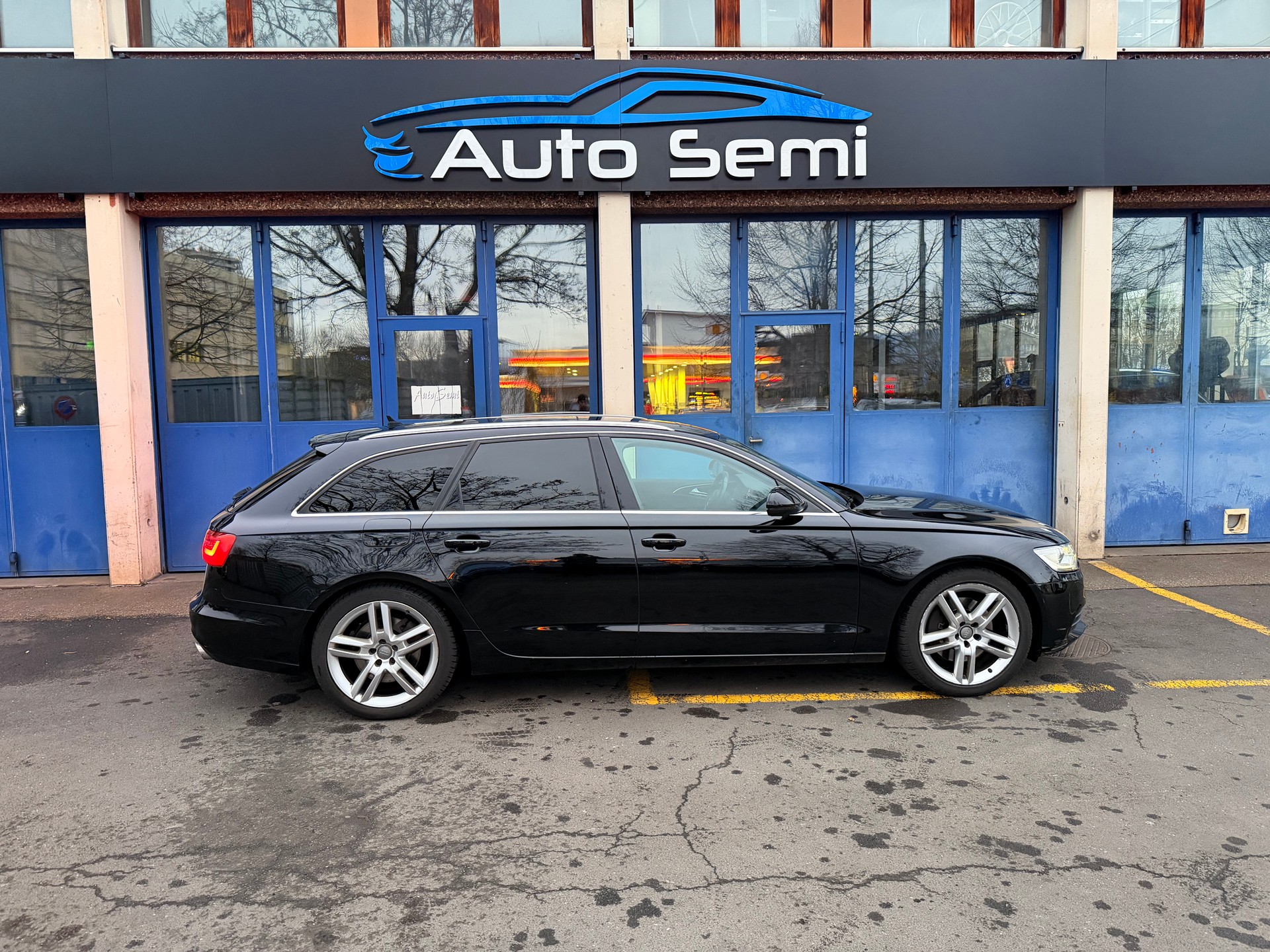 AUDI A6 Avant 3.0 TDI V6 quattro S-tronic-image-7