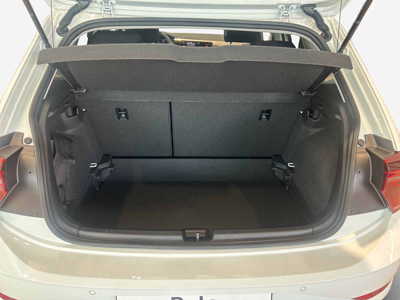 VW Polo 1.0 TSI Style DSG-image-12
