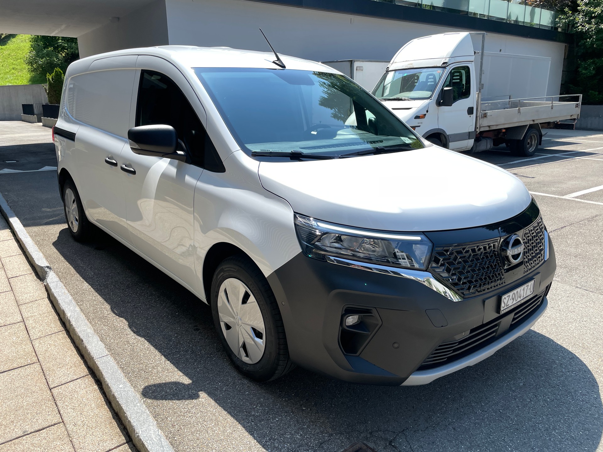NISSAN Townstar EV45 kWh 22kW L2 Acenta-showroom-element-2