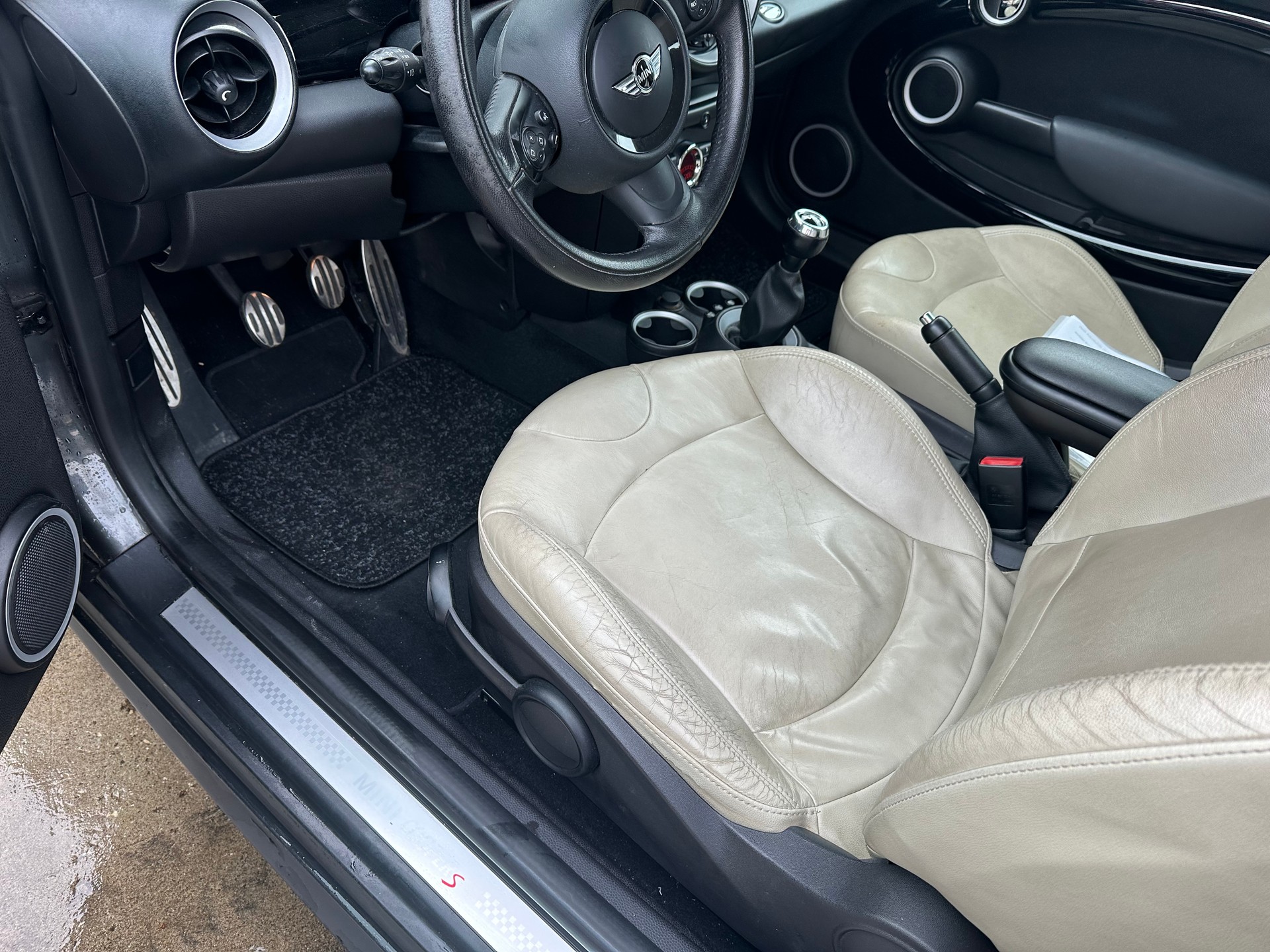 MINI COOPER-image-7