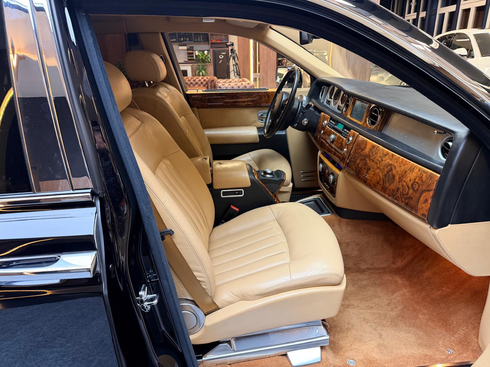 ROLLS-ROYCE Phantom 6.7 V12-image-17