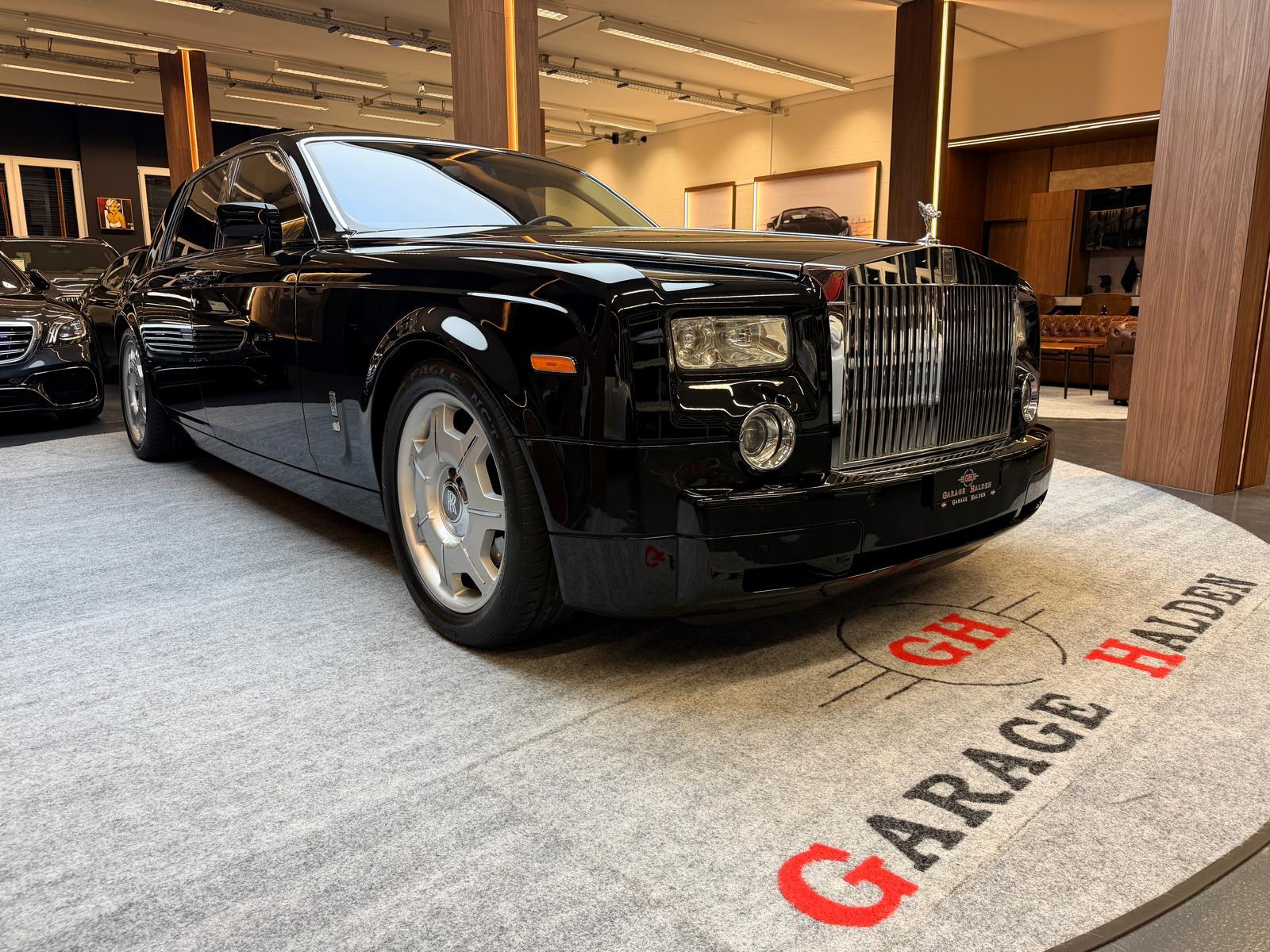 ROLLS-ROYCE Phantom 6.7 V12