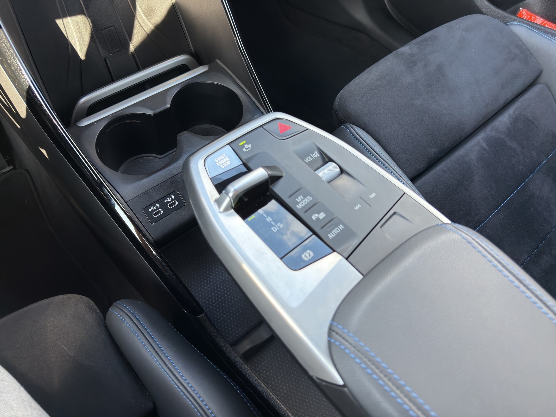 BMW 218d Active Tourer M Sport DKG-image-13