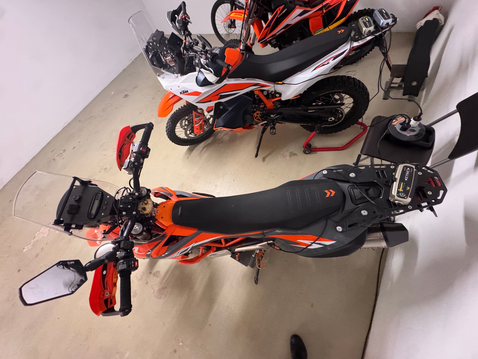 KTM 690 Enduro R-image-2
