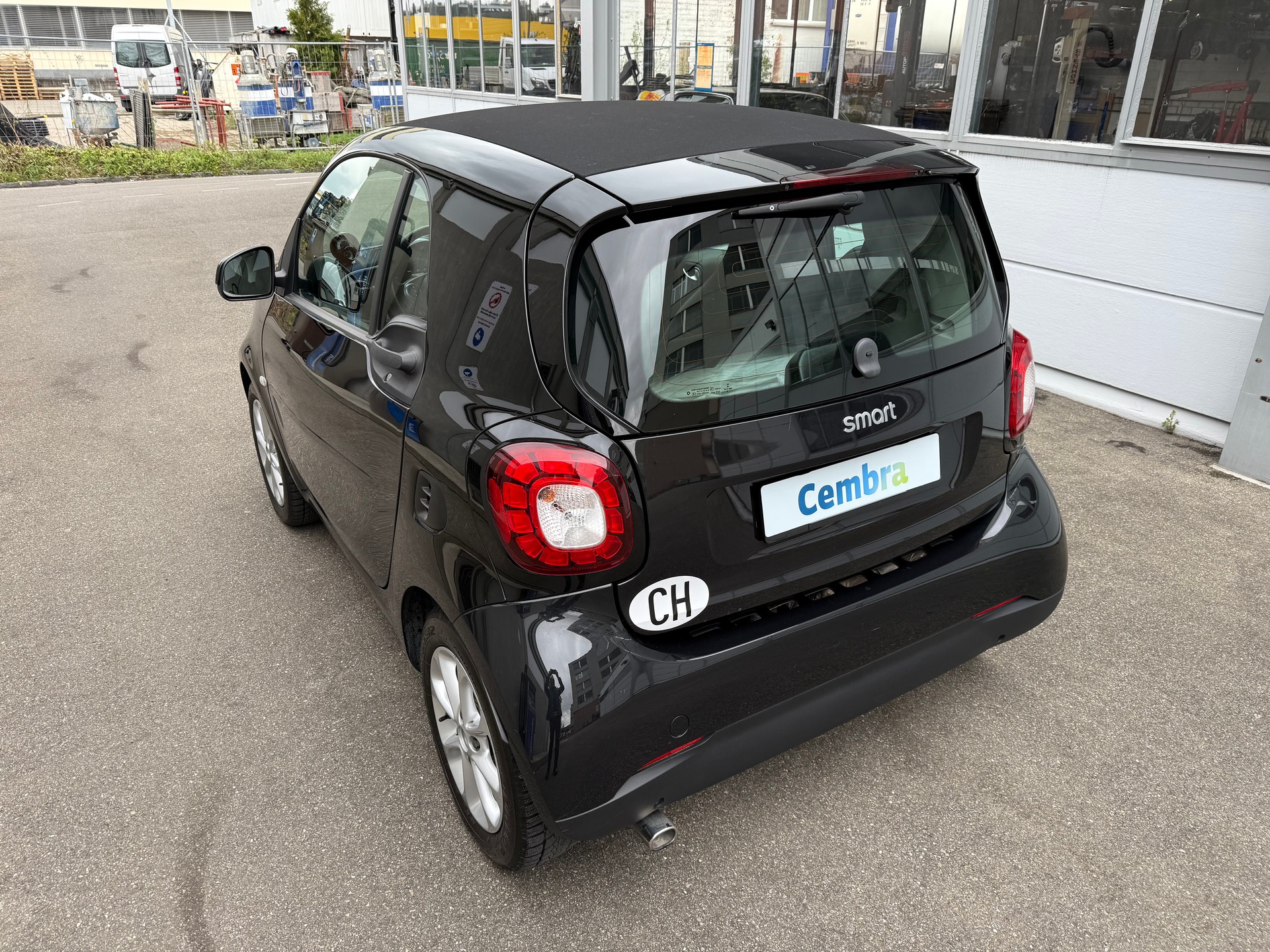 SMART fortwo prime twinmatic *CH Fahrzeug *Frisch ab MFK *Automat *Tempomat *Klimaautomatik *8 Fach bereift-image-5