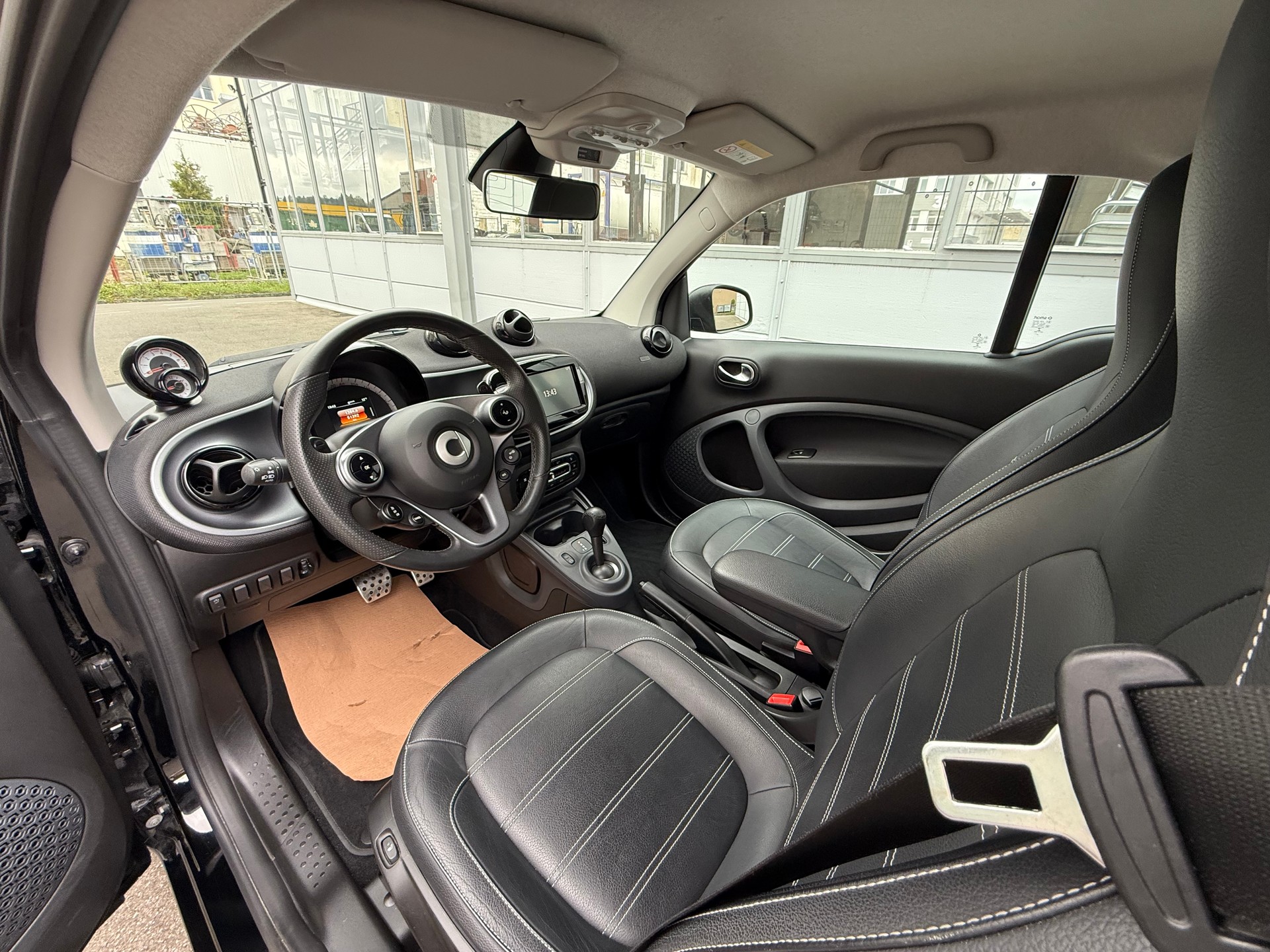 SMART fortwo prime twinmatic *CH Fahrzeug *Frisch ab MFK *Automat *Tempomat *Klimaautomatik *8 Fach bereift-image-8
