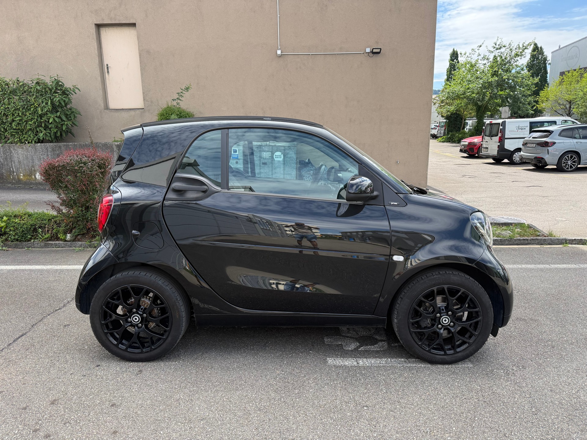 SMART fortwo prime twinmatic *CH Fahrzeug *Frisch ab MFK *Automat *Tempomat *Klimaautomatik *8 Fach bereift-image-2