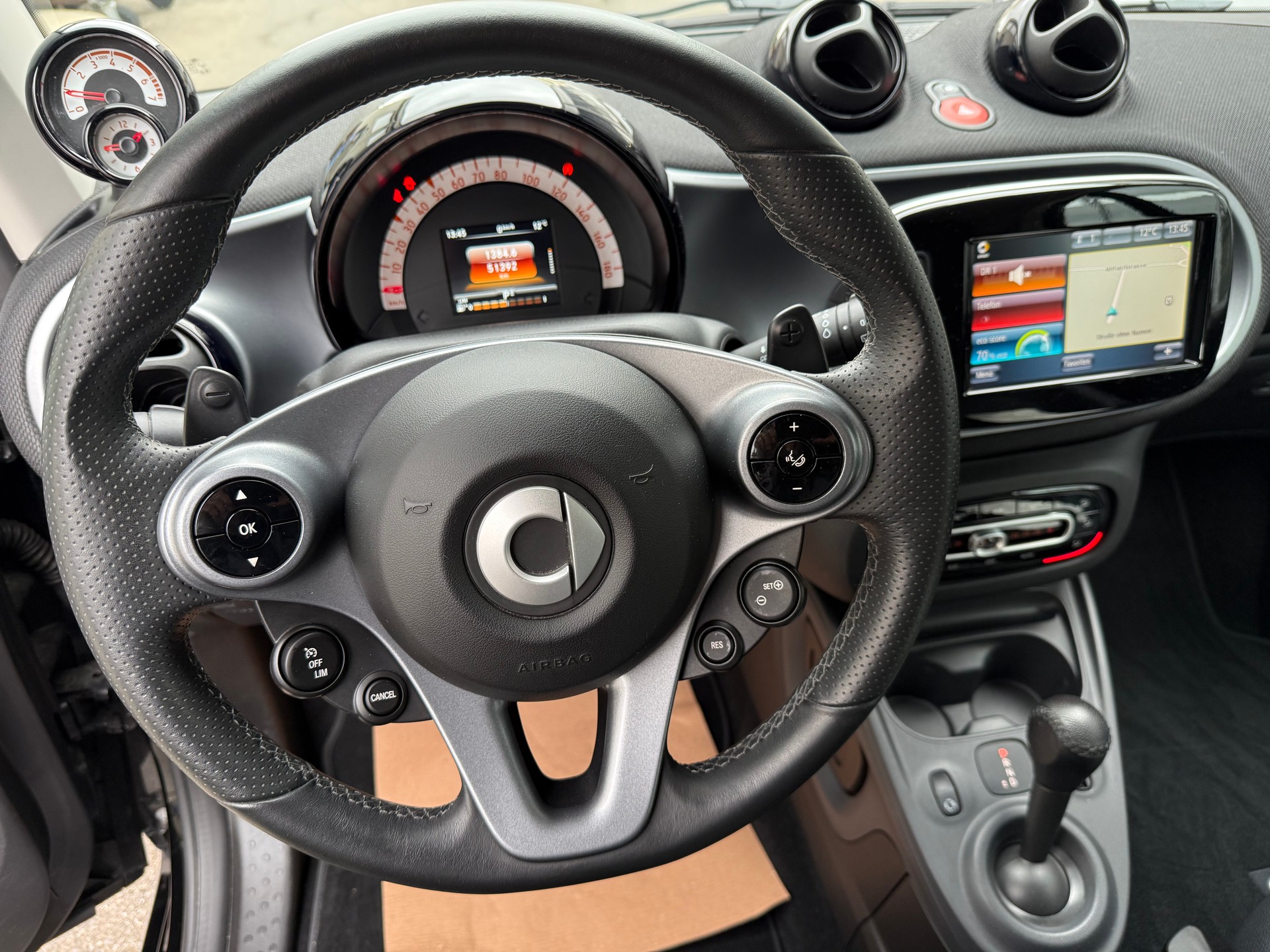 SMART fortwo prime twinmatic *CH Fahrzeug *Frisch ab MFK *Automat *Tempomat *Klimaautomatik *8 Fach bereift-image-11