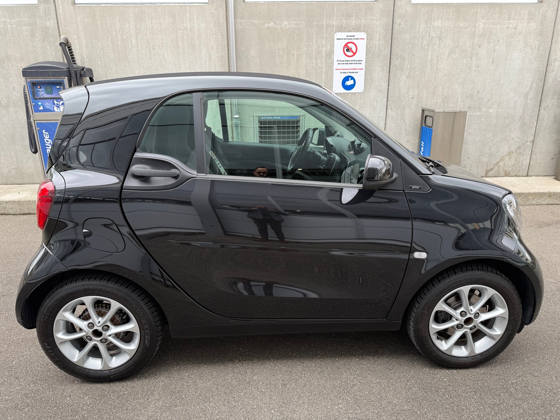 SMART fortwo prime twinmatic *CH Fahrzeug *Frisch ab MFK *Automat *Tempomat *Klimaautomatik *8 Fach bereift-image-2