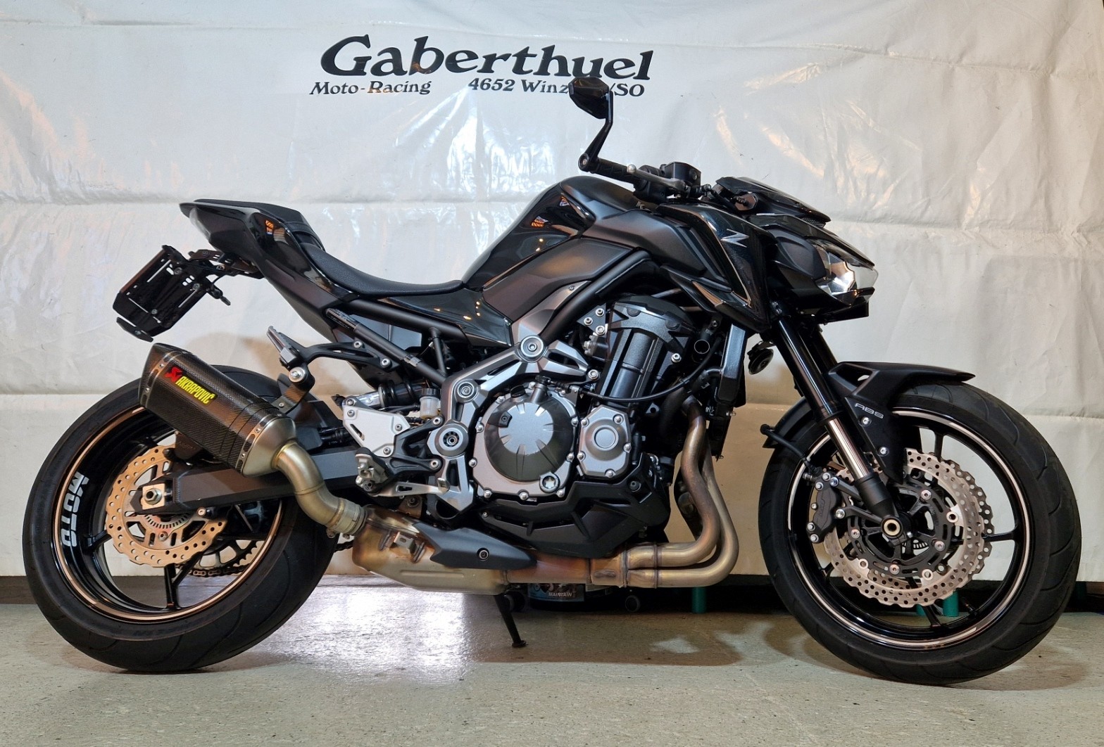 KAWASAKI Z900, Black Edition, 35 KW (oder offen 92 KW)