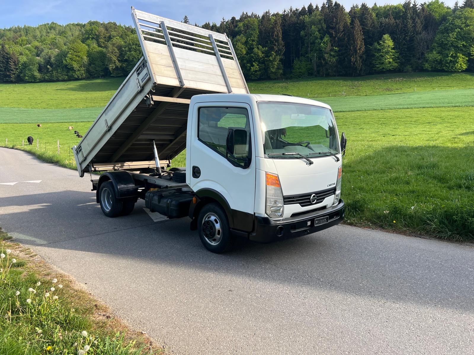 NISSAN F24 45.15-image-1