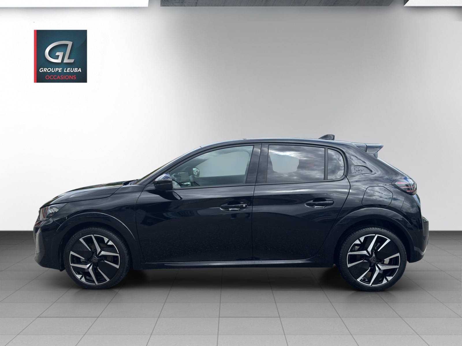 PEUGEOT 208 1.2 PureTech GT-showroom-element-2