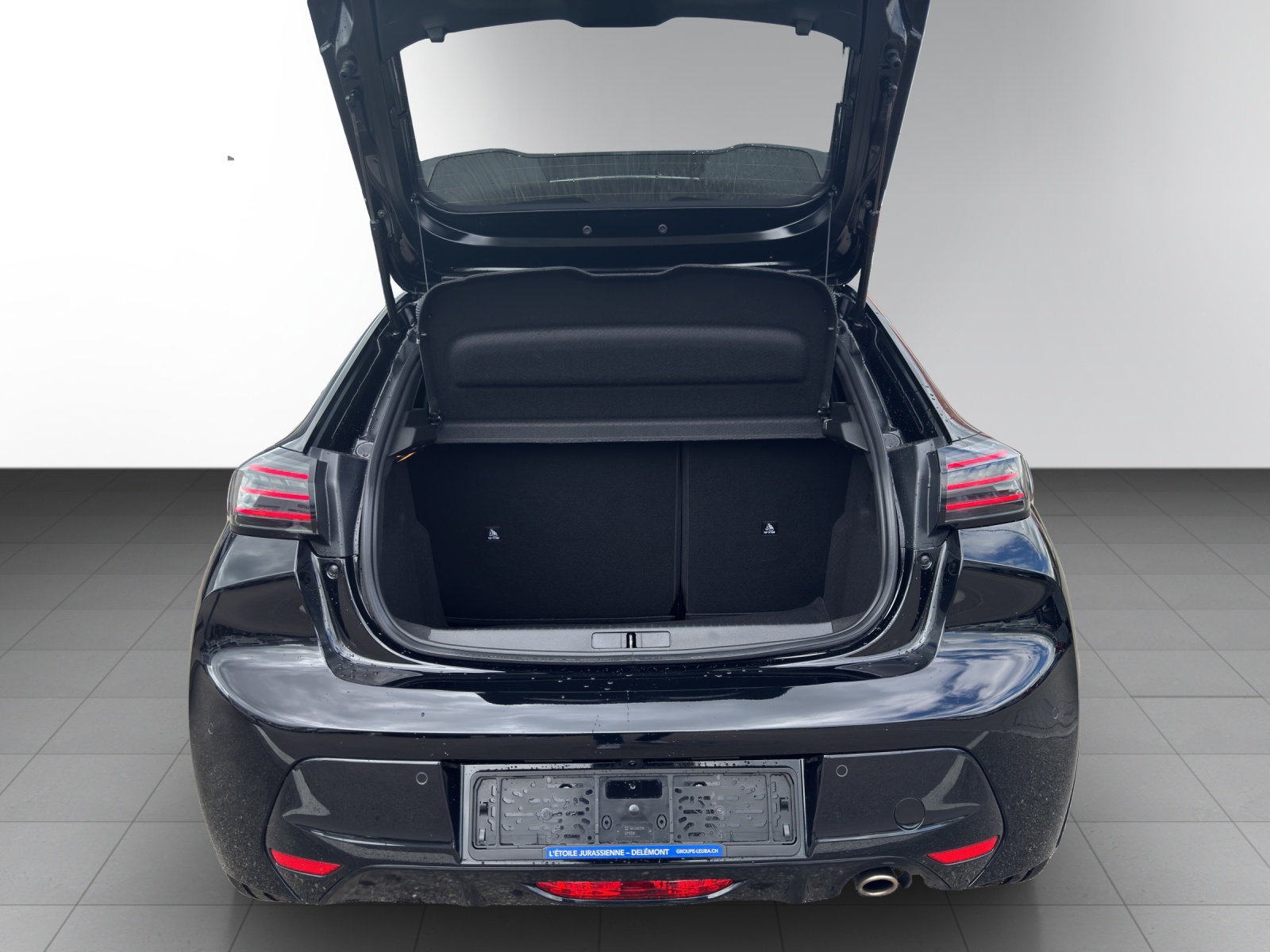 PEUGEOT 208 1.2 PureTech GT-image-6