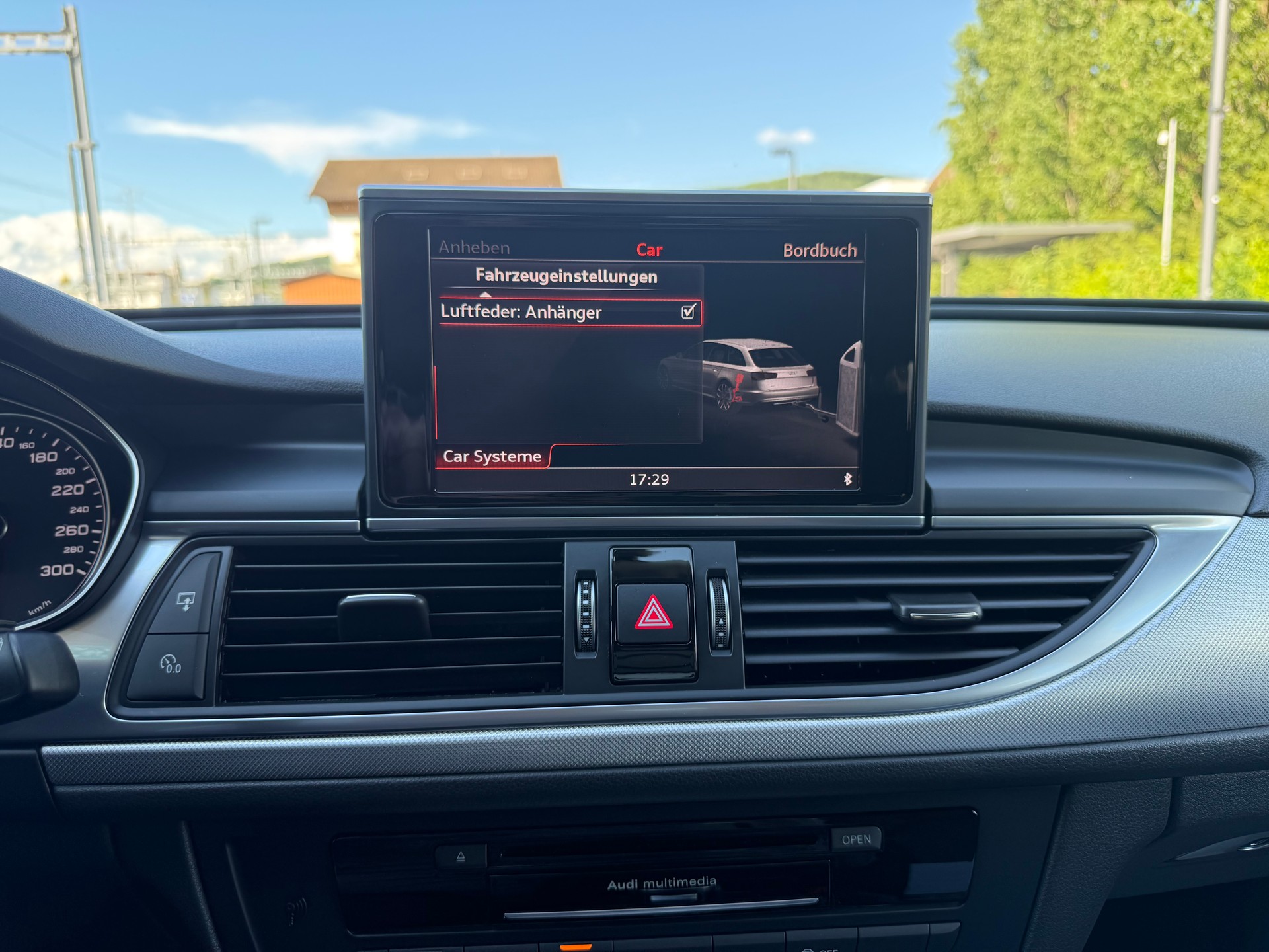 AUDI A6 Avant 2.0 TDI S line Exterieur-image-6