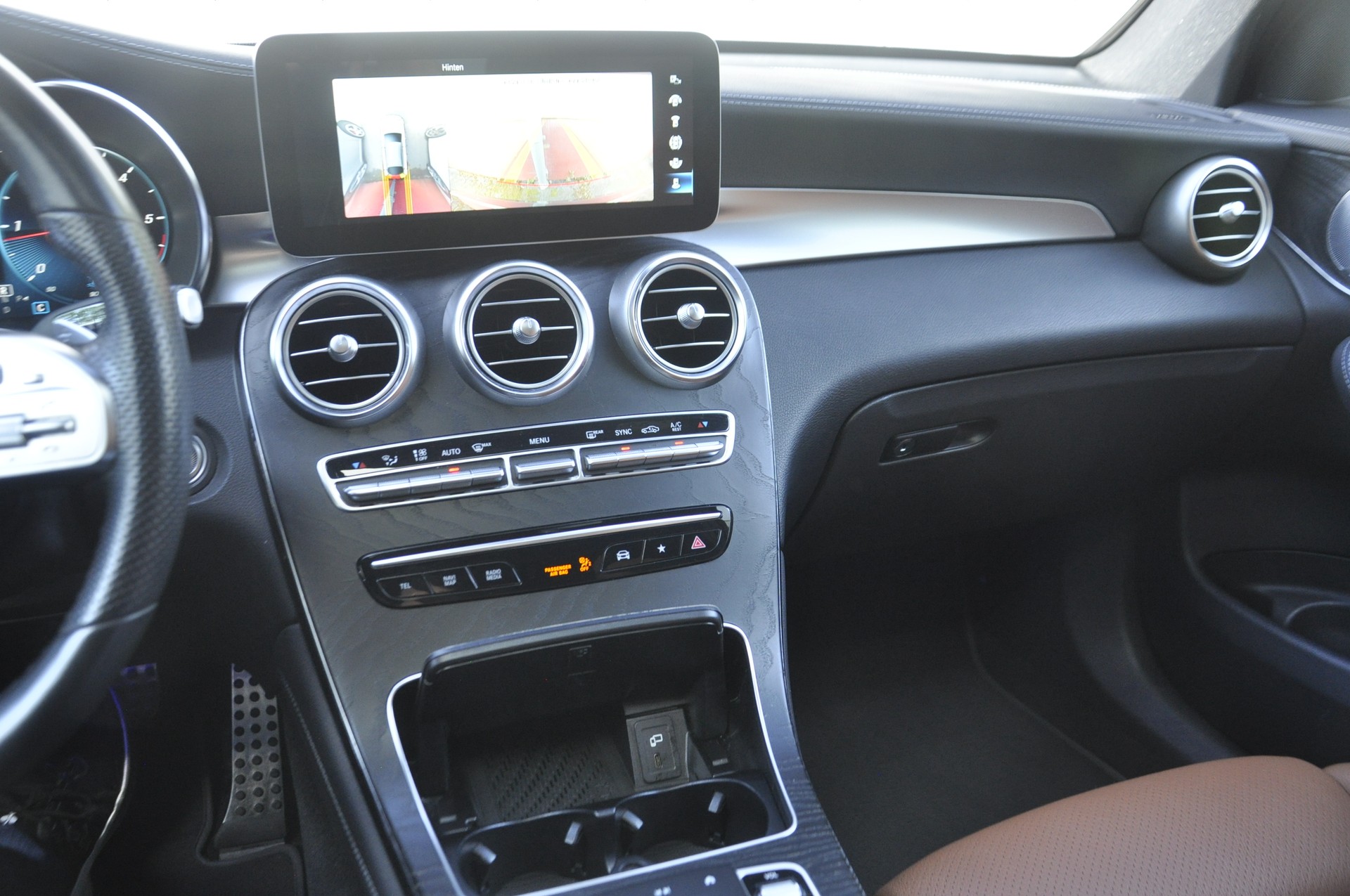 MERCEDES-BENZ GLC Coupé 200 d AMG Line 4Matic 9G-Tronic-image-10
