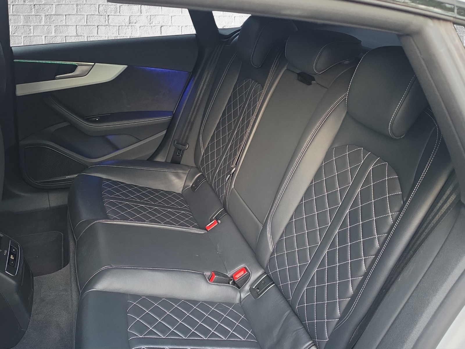 AUDI S5 Sportback 3.0 TFSI quattro tiptronic-image-17