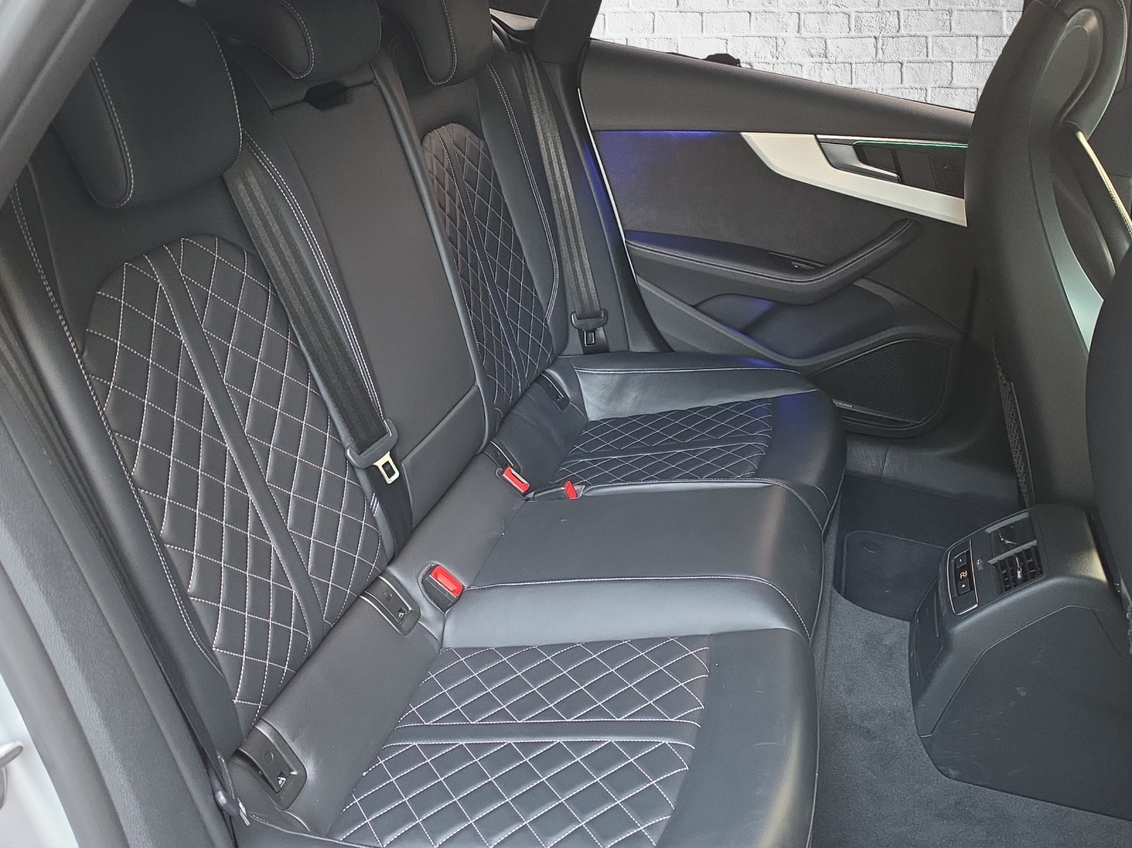 AUDI S5 Sportback 3.0 TFSI quattro tiptronic-image-16