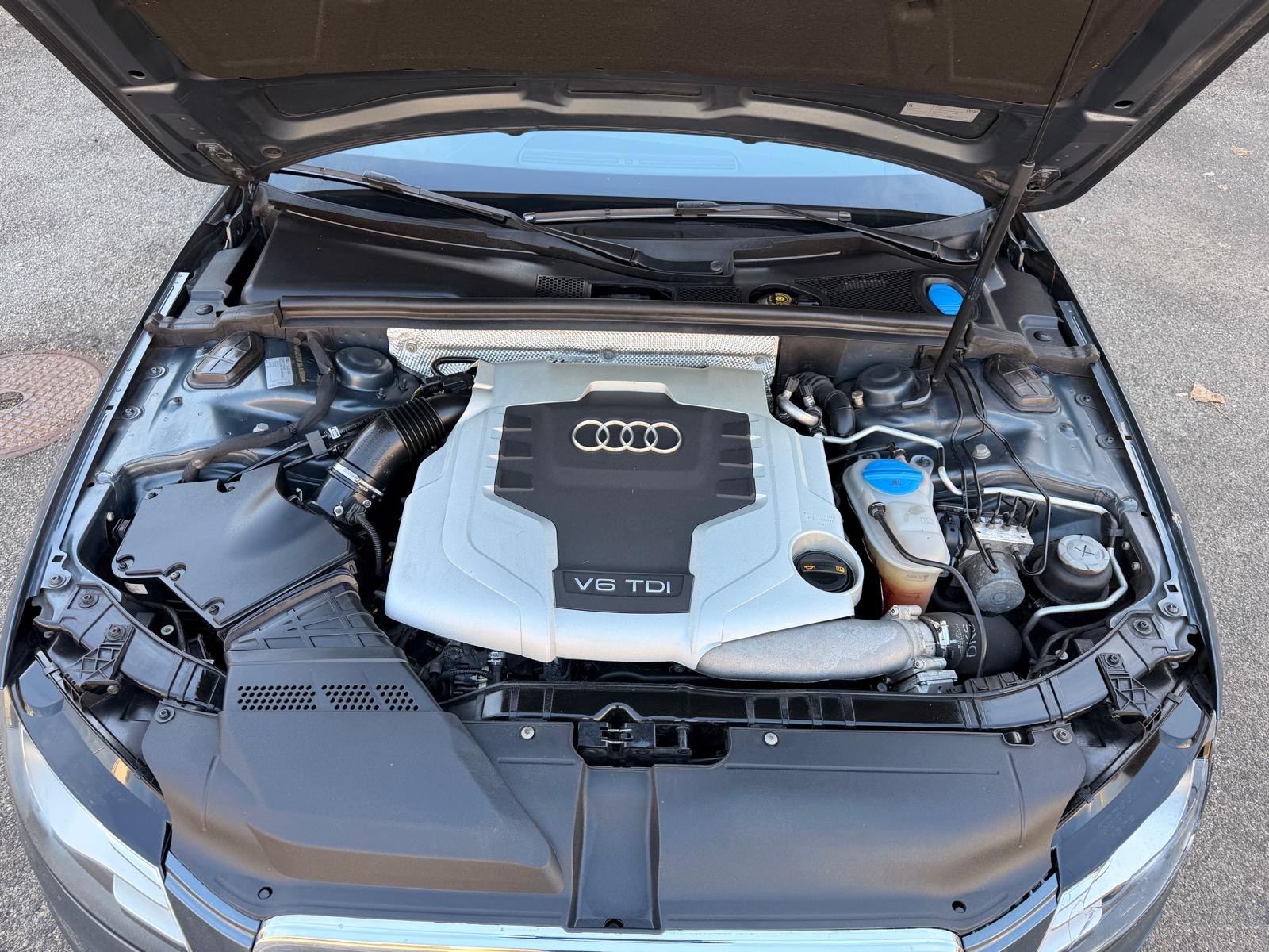 AUDI A4 Avant 3.0 TDI quattro tiptronic-image-8