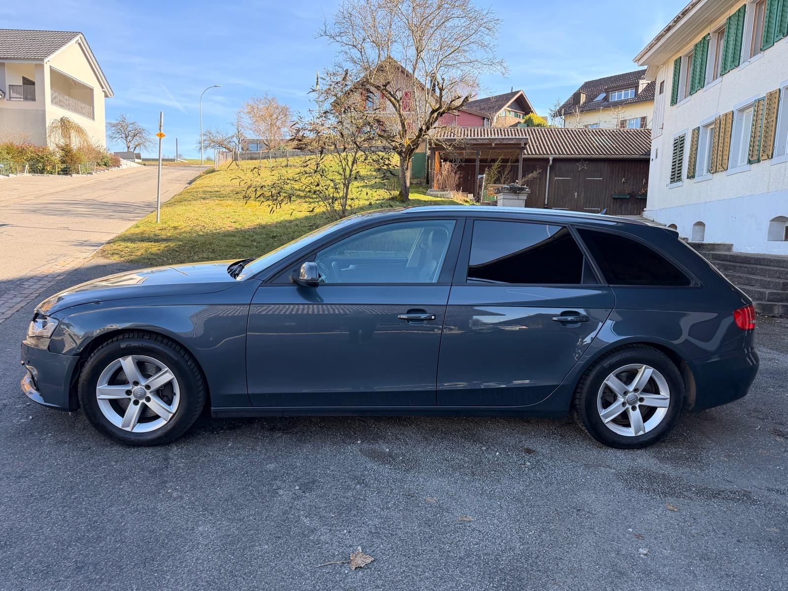AUDI A4 Avant 3.0 TDI quattro tiptronic-image-2